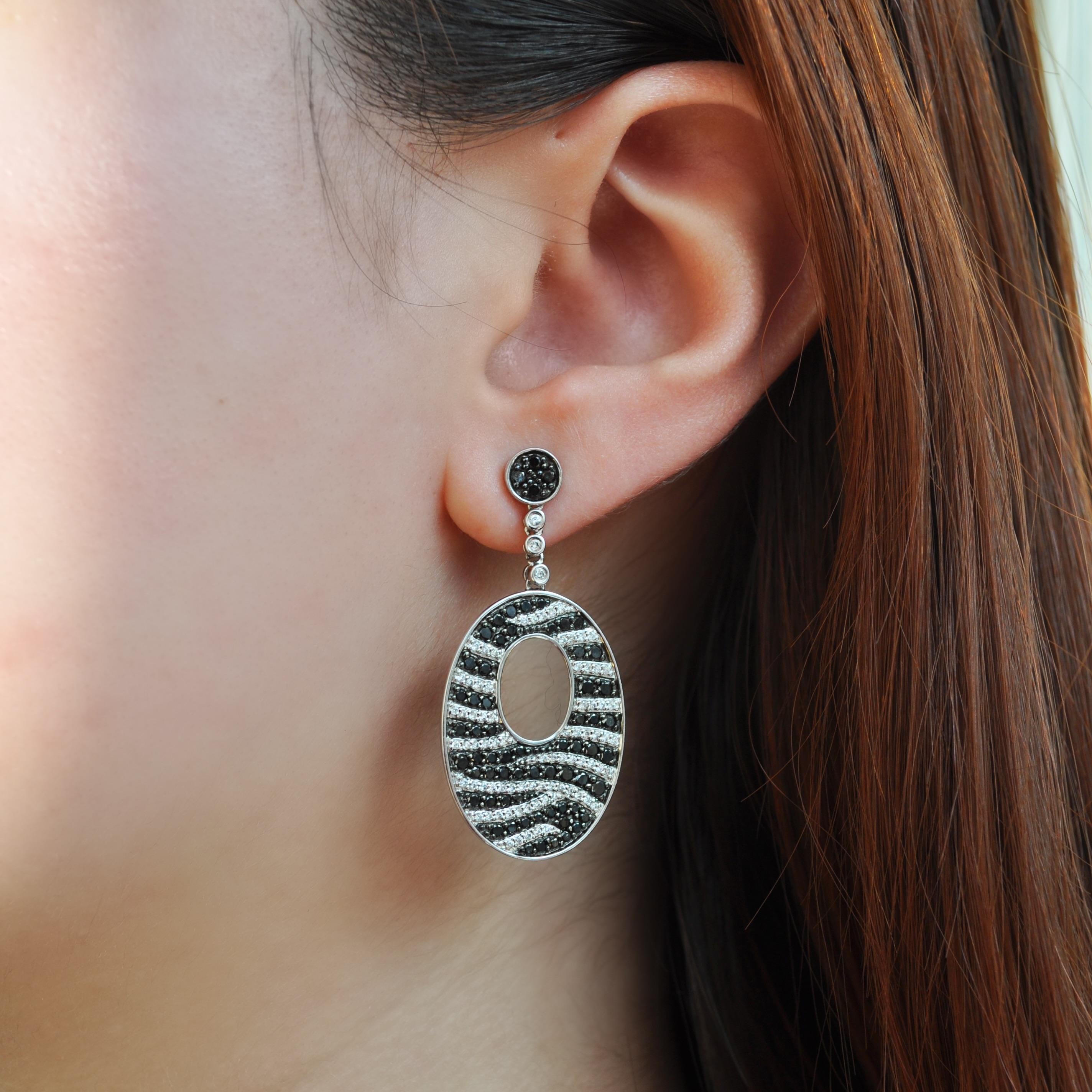Mixed Cut RUCHI Pavé Black and White Diamond White Gold Zebra-Pattern Dangle Earring For Sale