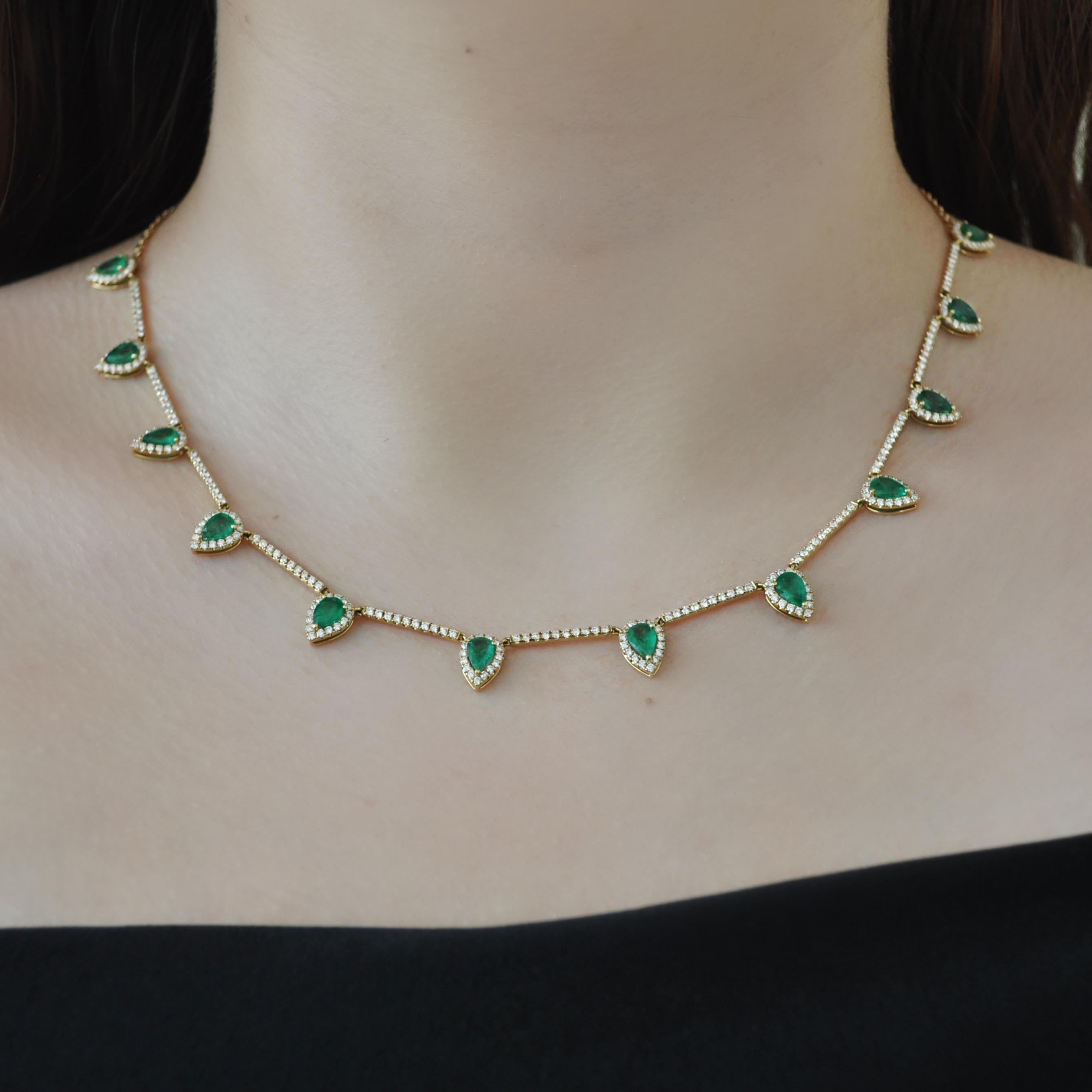 Pear Cut RUCHI Pear-Shape Emerald and Diamond Yellow Gold Link Necklace For Sale