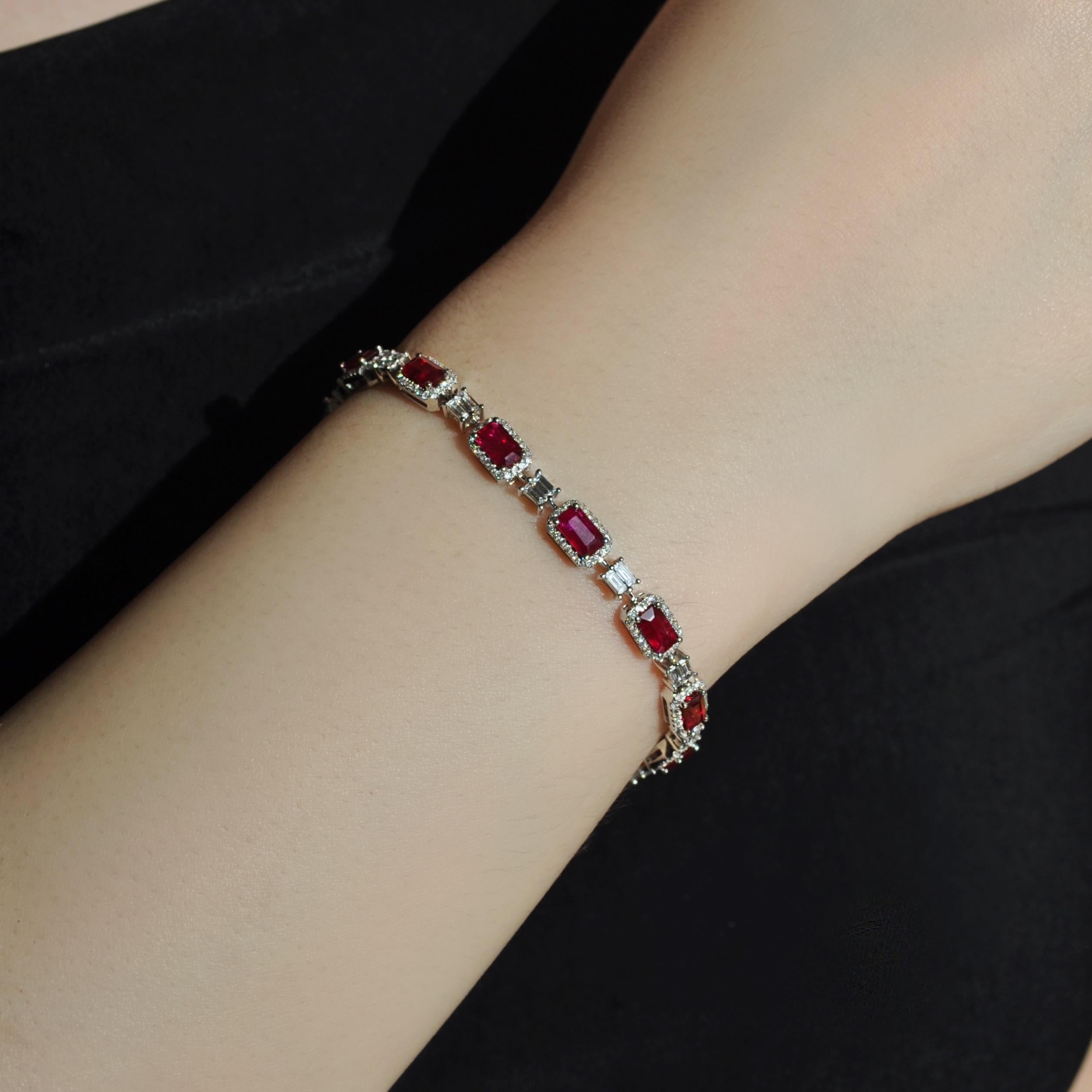 RUCHI Ruby with Baguette and Pavé Diamond White Gold Link Bracelet In New Condition For Sale In New York, NY