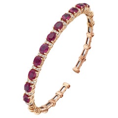RUCHI Offener Armreif mit Rubin und Brillant aus Roségold
