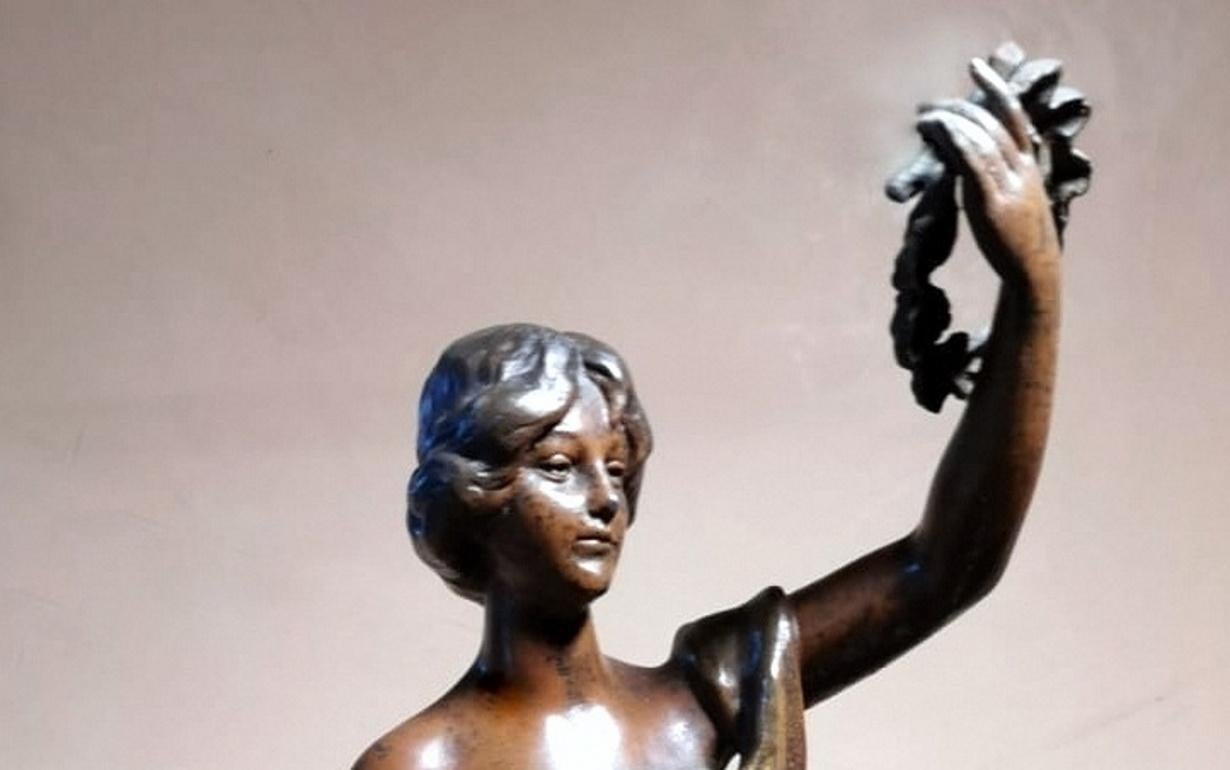Moulage Statue du sculpteur d'art français de Noveau « Science » de Ruchot Jean Charles en étain en vente