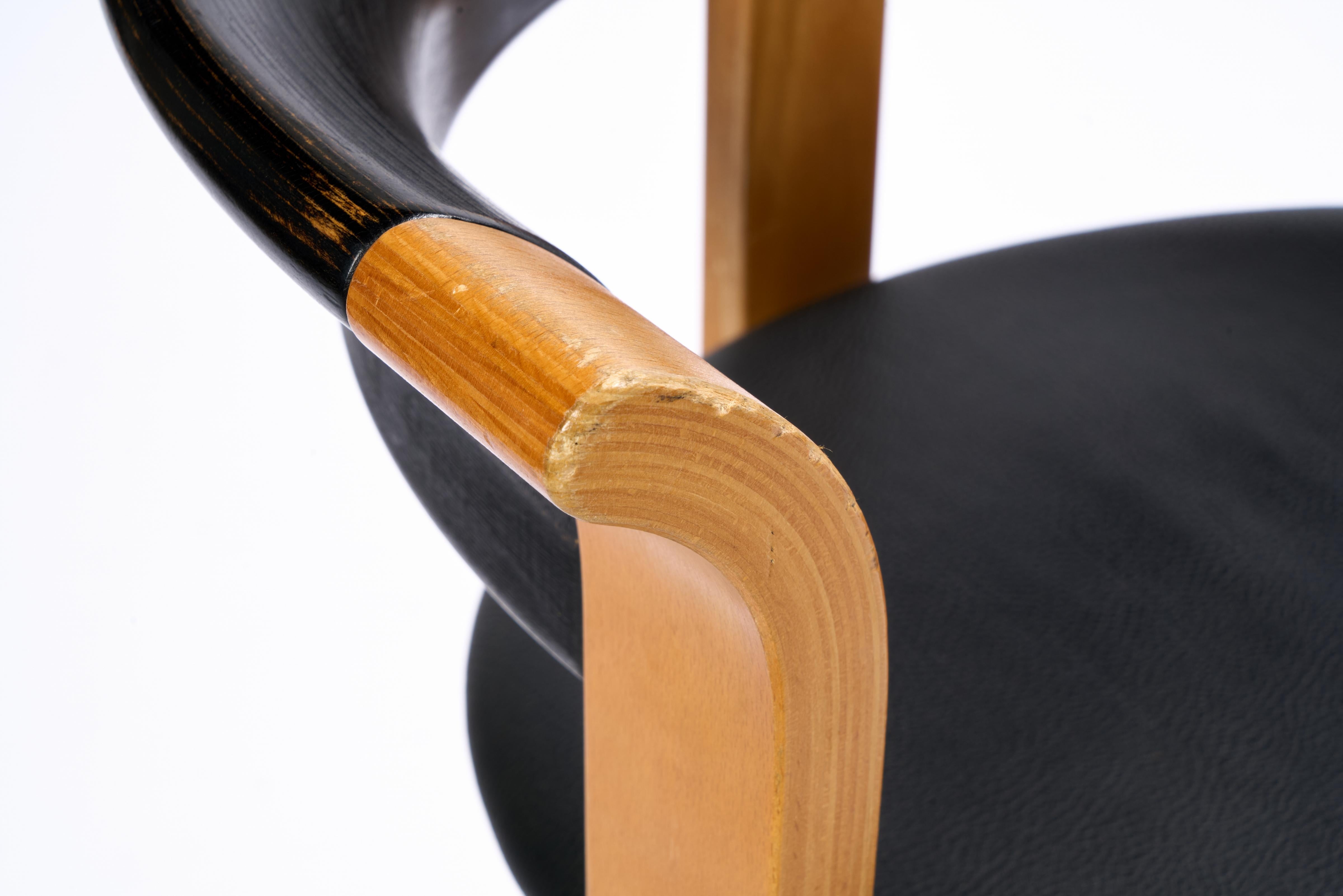 Rud Thygesen and Johnny Sørensen Dining Chairs for Magnus Oleson, set of 6 en vente 6