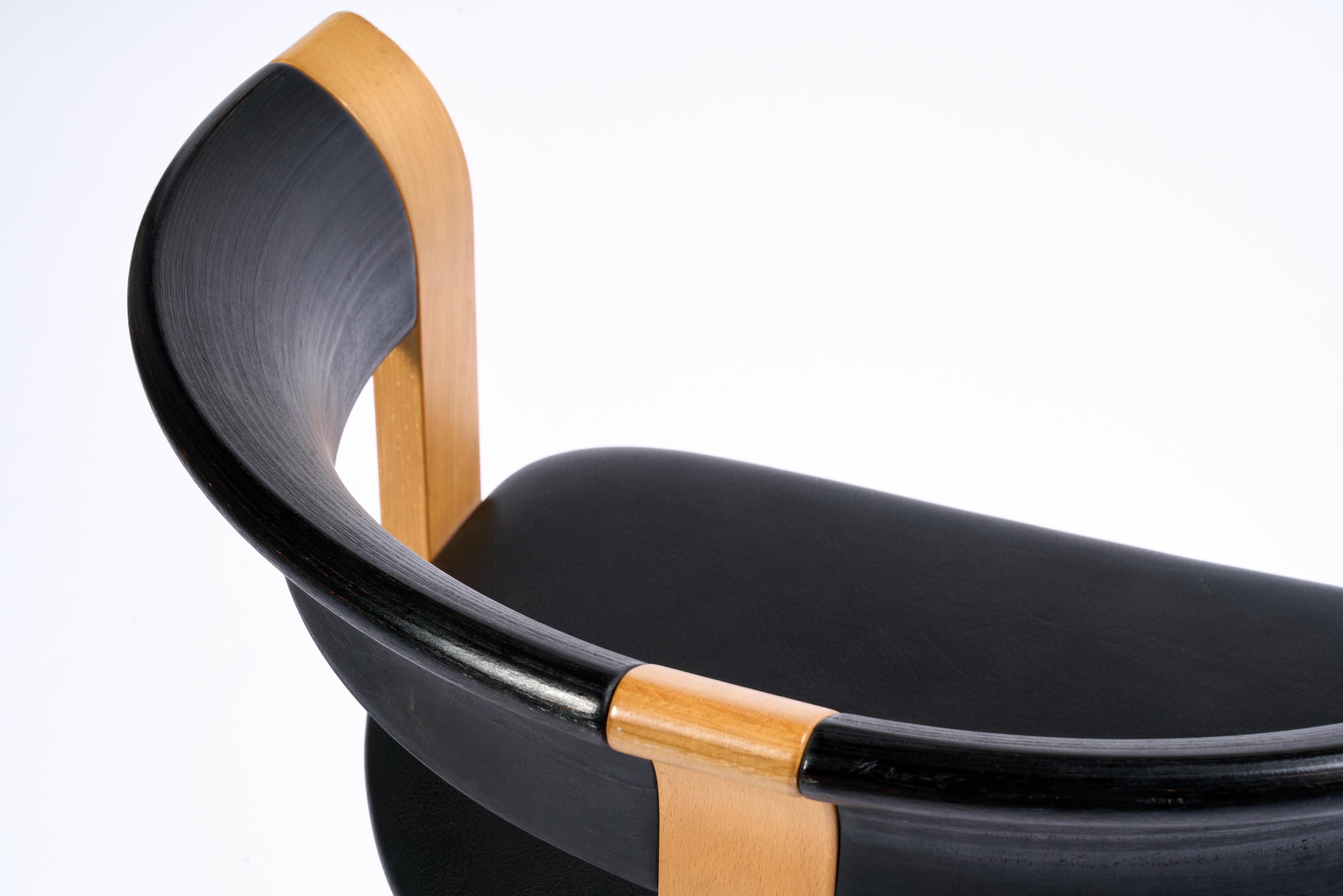 Rud Thygesen and Johnny Sørensen Dining Chairs for Magnus Oleson, set of 6 en vente 1