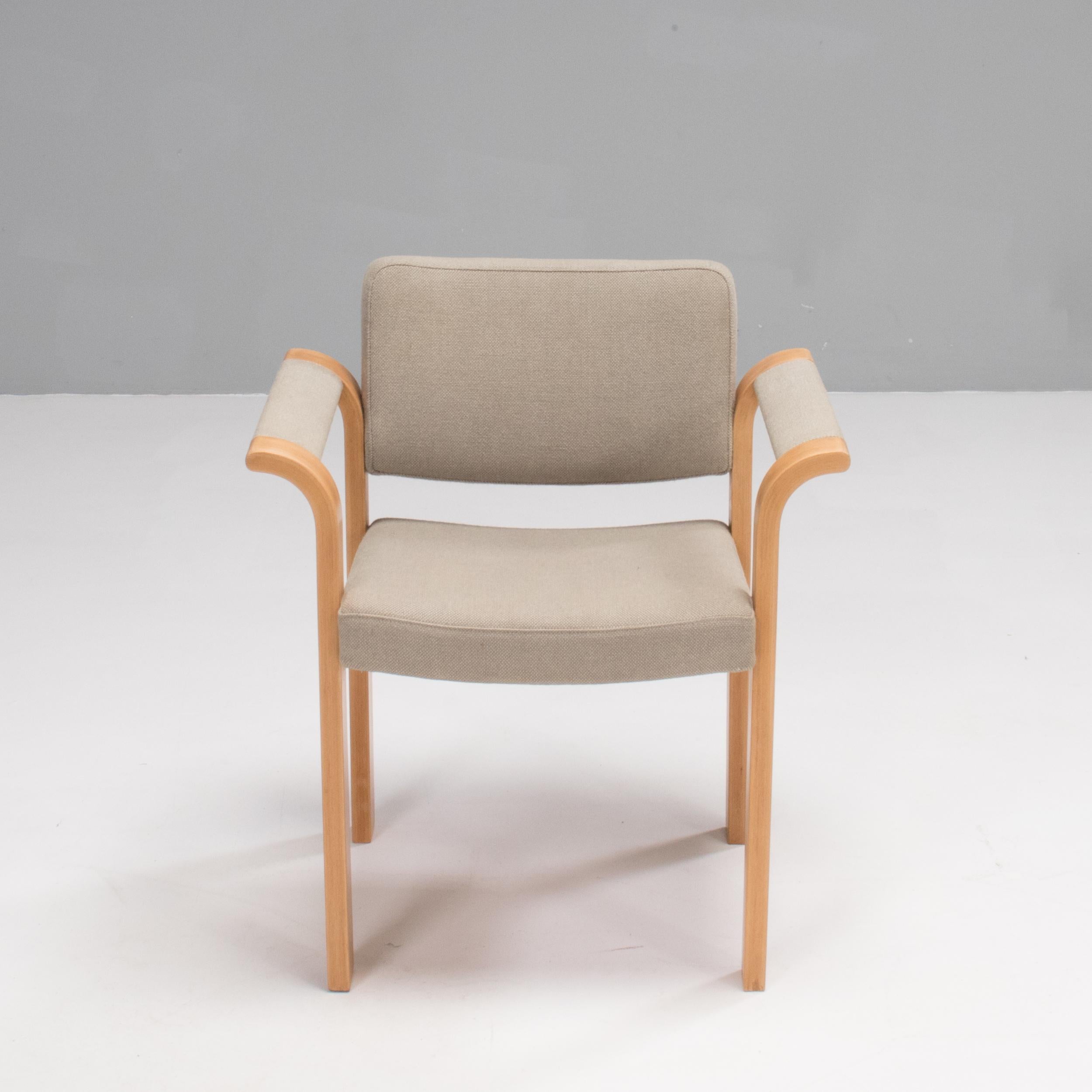 Chaises de salle à manger grises Rud Thygesen & Johnny Srensen pour Magnus Olesen, lot de 6 en vente 1