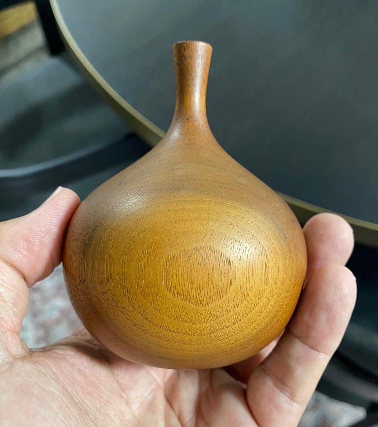 Rude Osolnik Signed Mid-Century Modern Walnut Wood Turned Vessel Bud Weed Vase For Sale 6