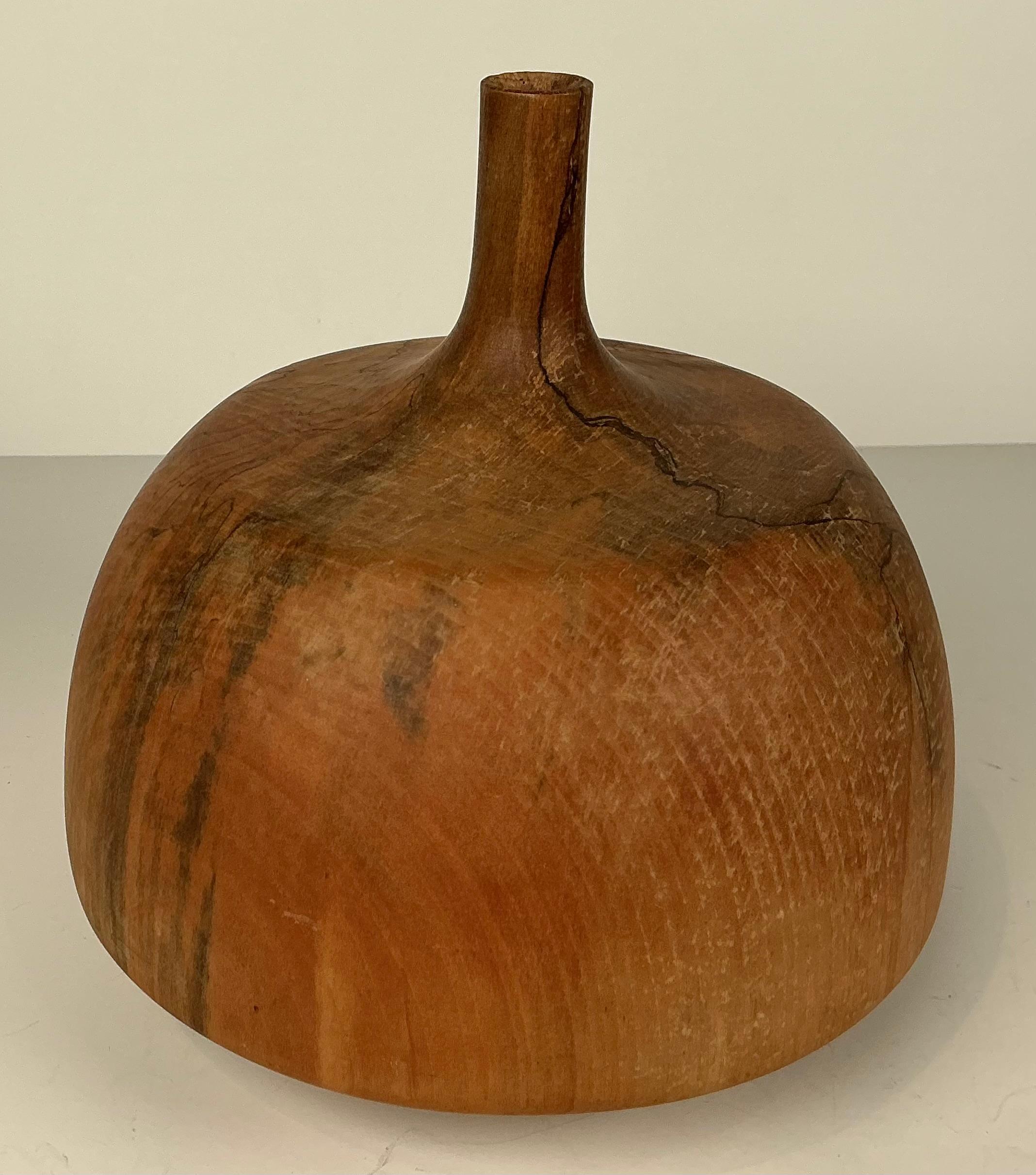 Americano Rude Osolnik, vaso in legno tornito con erbacce, firmato Osolnik Originals Buckeye in vendita
