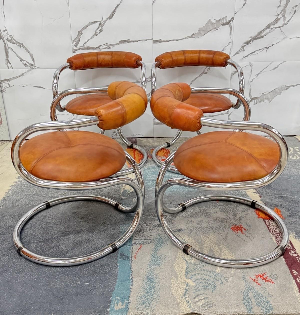 Rudi Bonzanini Tecnosalotto Tisch Set 4 Sessel Design 70er Jahre Modernismus (Late 20th Century) im Angebot