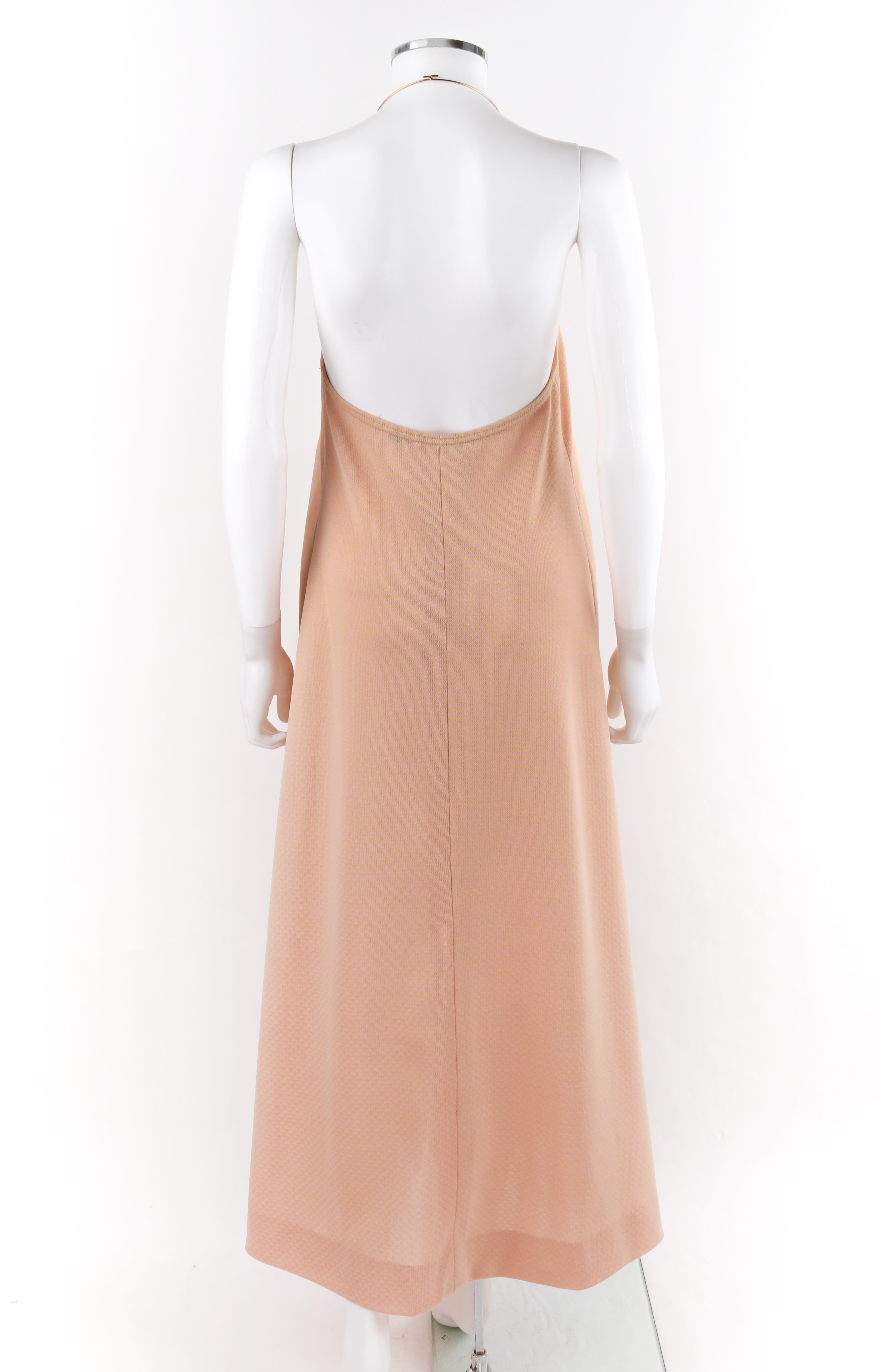 RUDI GERNREICH ca. 1970 Rosa-gelbes dreieckiges Strick-Top mit Halskette und Halsband Damen im Angebot