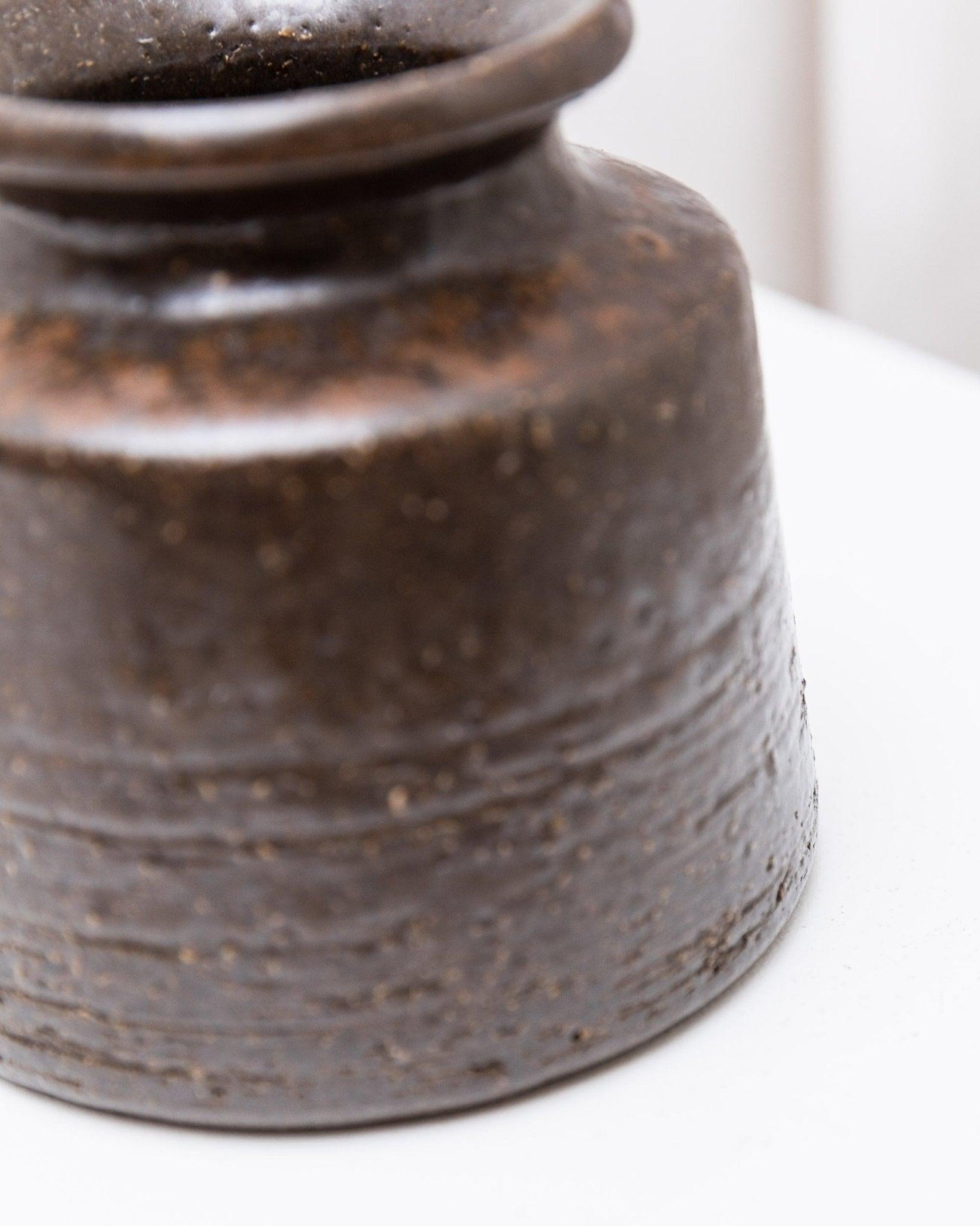 Vaso in ceramica Rudi Stahl Studio in marrone scuro, anni '60 In condizioni buone in vendita a Montecalvoli, IT