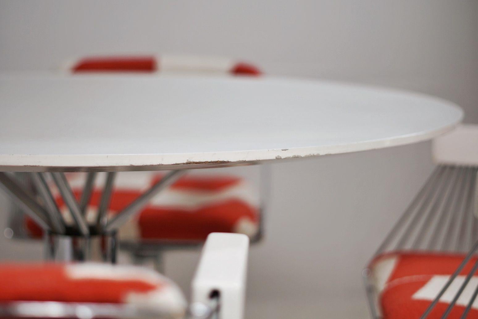 Ensemble table de salle à manger et chaise pivotante Rudi Verelst pour Novalux en vente 1