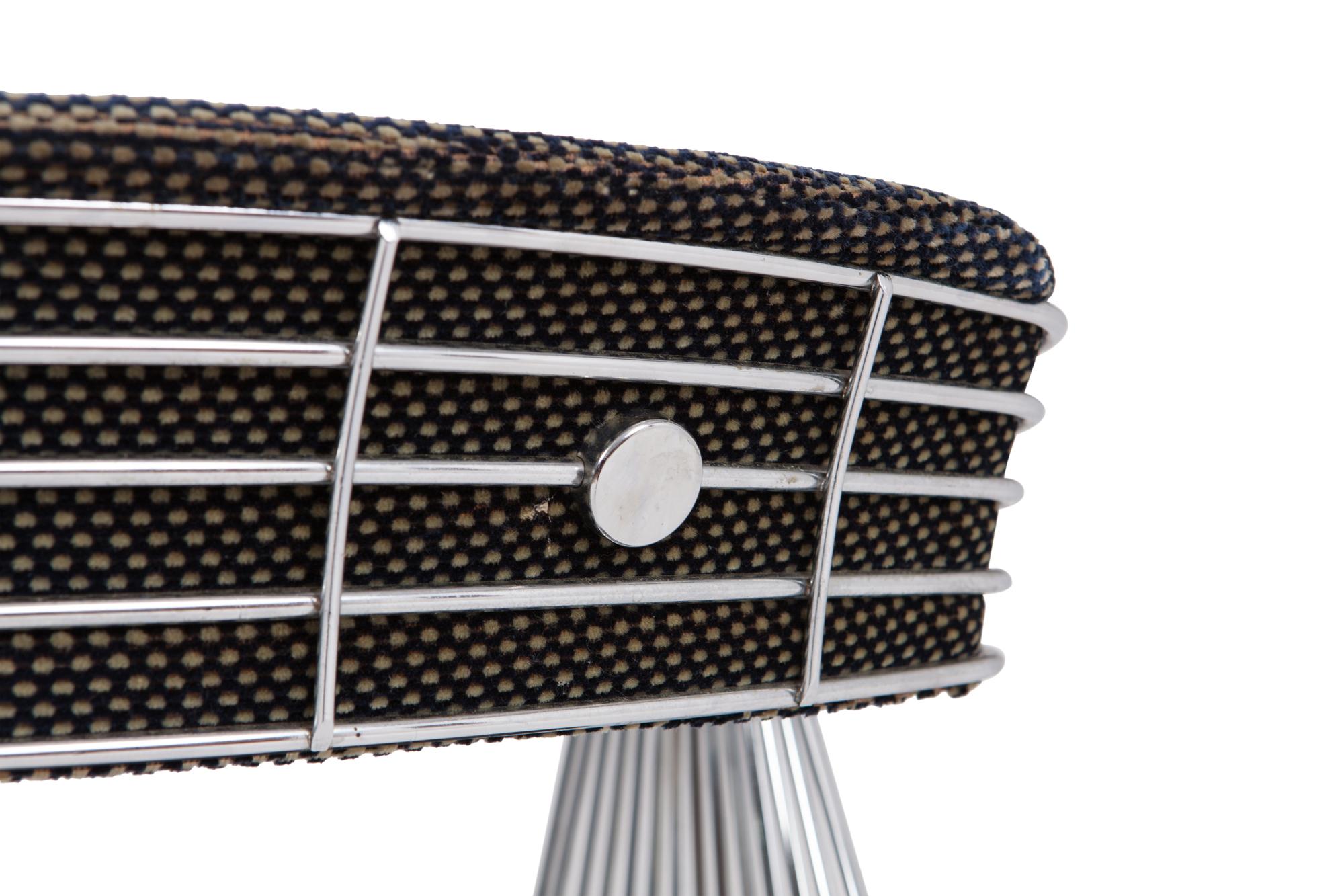 Rudi Verelst Space Age Swivel Armchairs in Chromed Steel 3