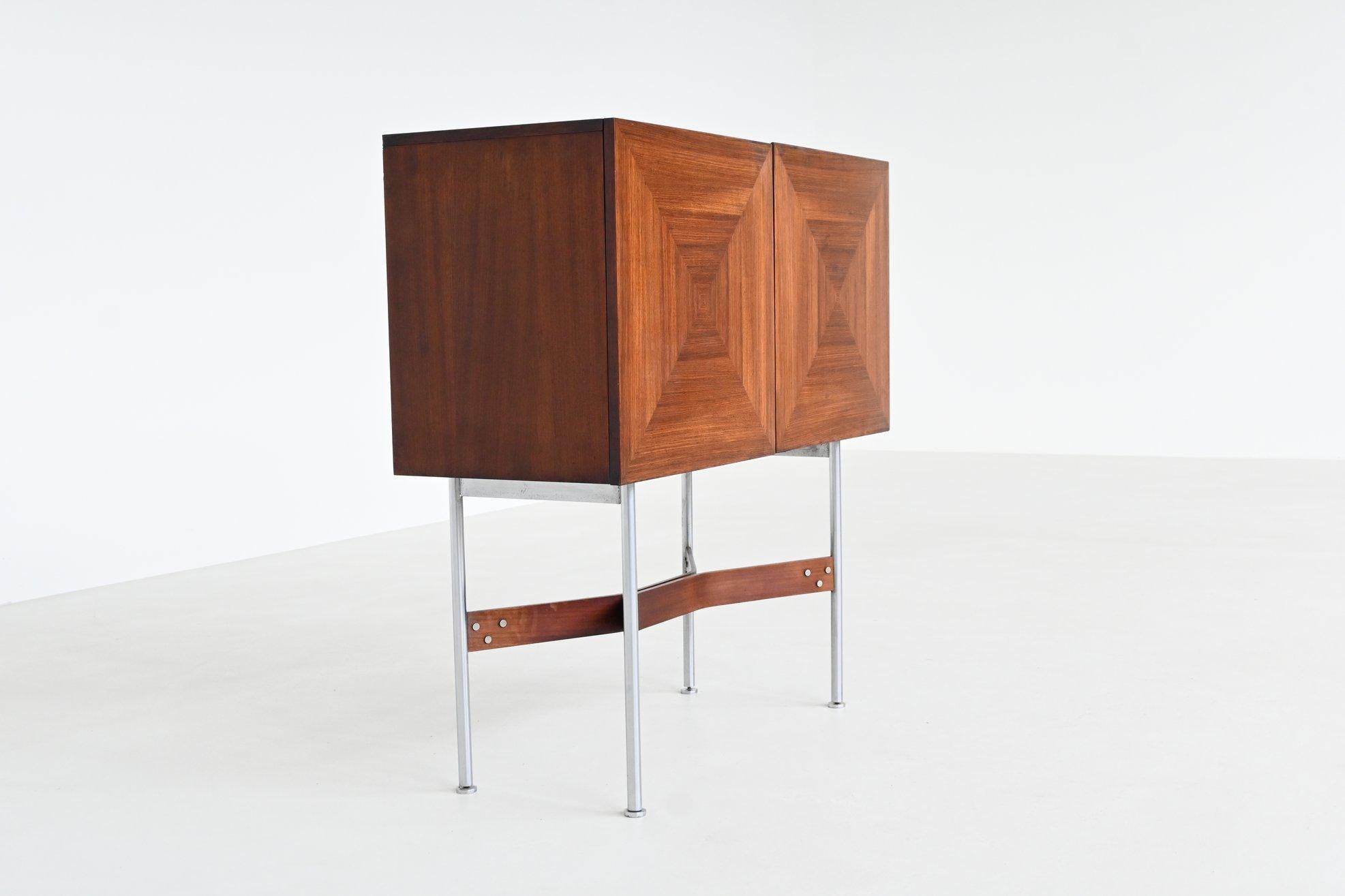 Rudolf Bernd Glatzel Barschrank aus Palisanderholz Fristho Niederlande 1956 (Moderne der Mitte des Jahrhunderts) im Angebot
