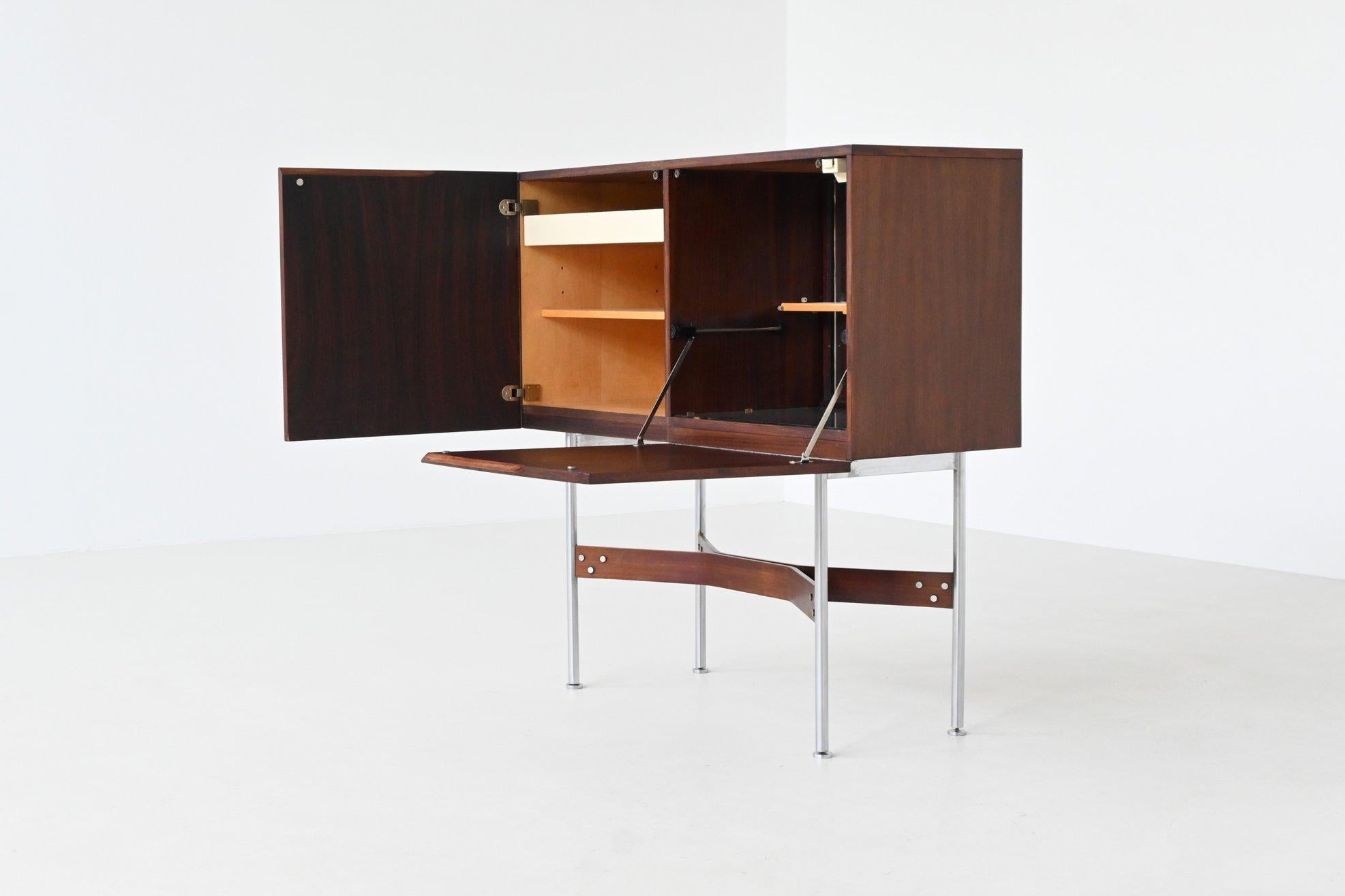 Rudolf Bernd Glatzel Barschrank aus Palisanderholz Fristho Niederlande 1956 im Zustand „Gut“ im Angebot in Etten-Leur, NL