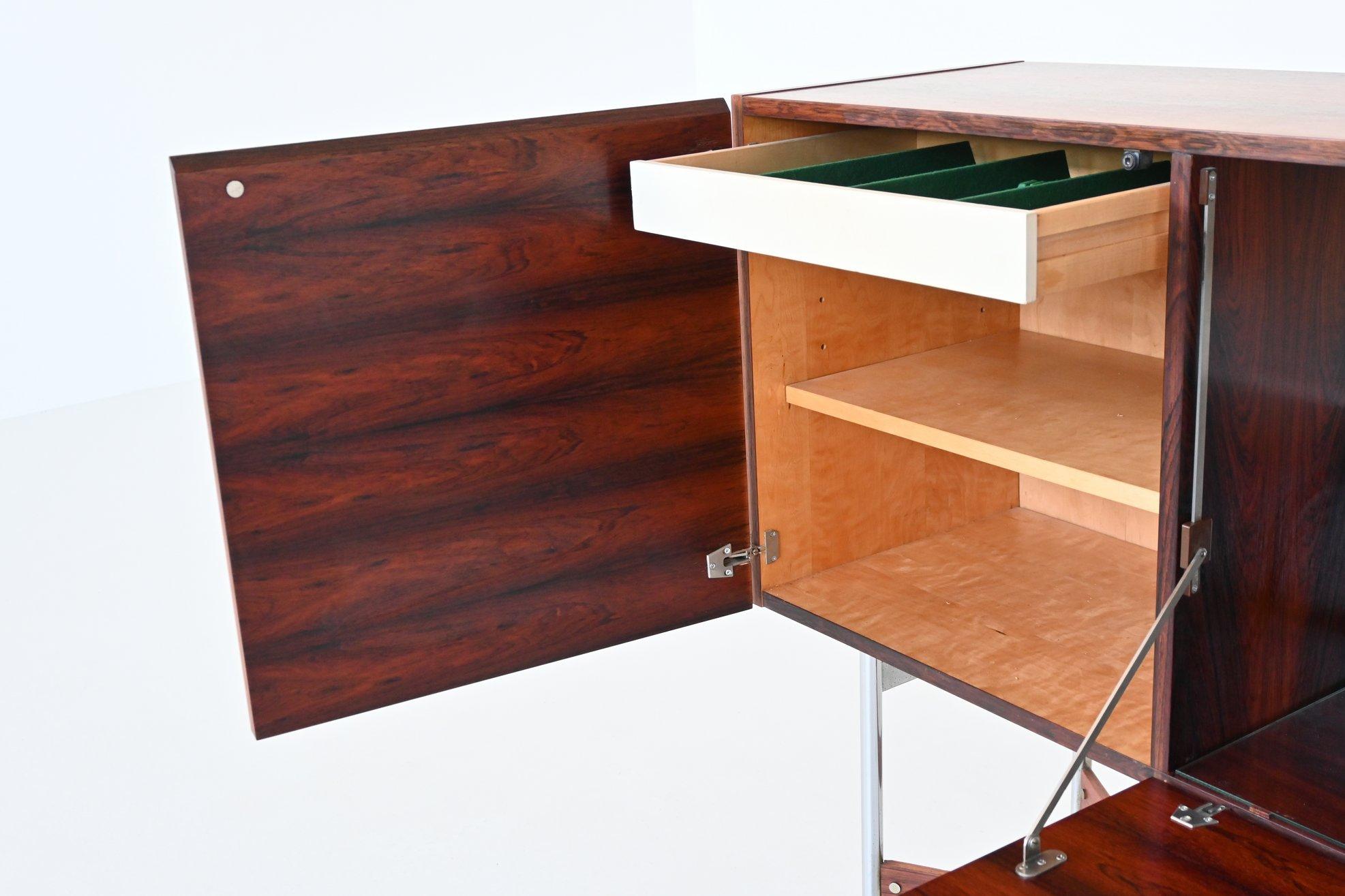 Rudolf Bernd Glatzel rosewood bar cabinet Fristho The Netherlands 1956 In Good Condition For Sale In Etten-Leur, NL