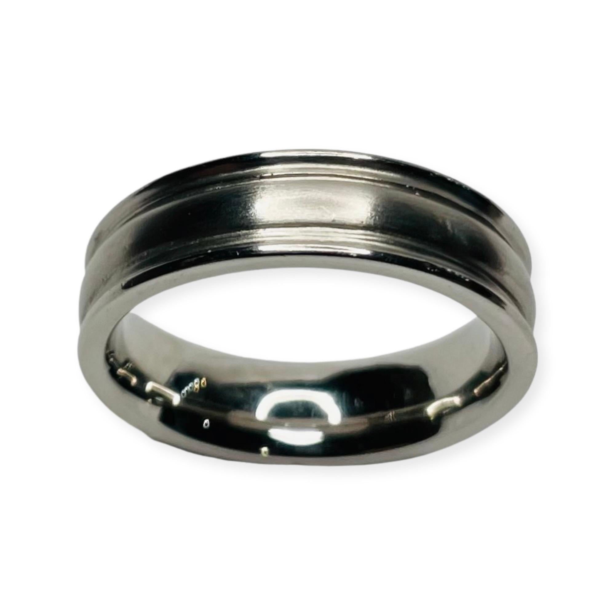 Rudolf Erdel Platinum Wedding Band Hallmarked Plat 950 and Trademarked OED c RE for Rudolf Erdel. The band is 6.4 mm wide.  It is a  comfort fit.  Finger size 10.25 100-100-212