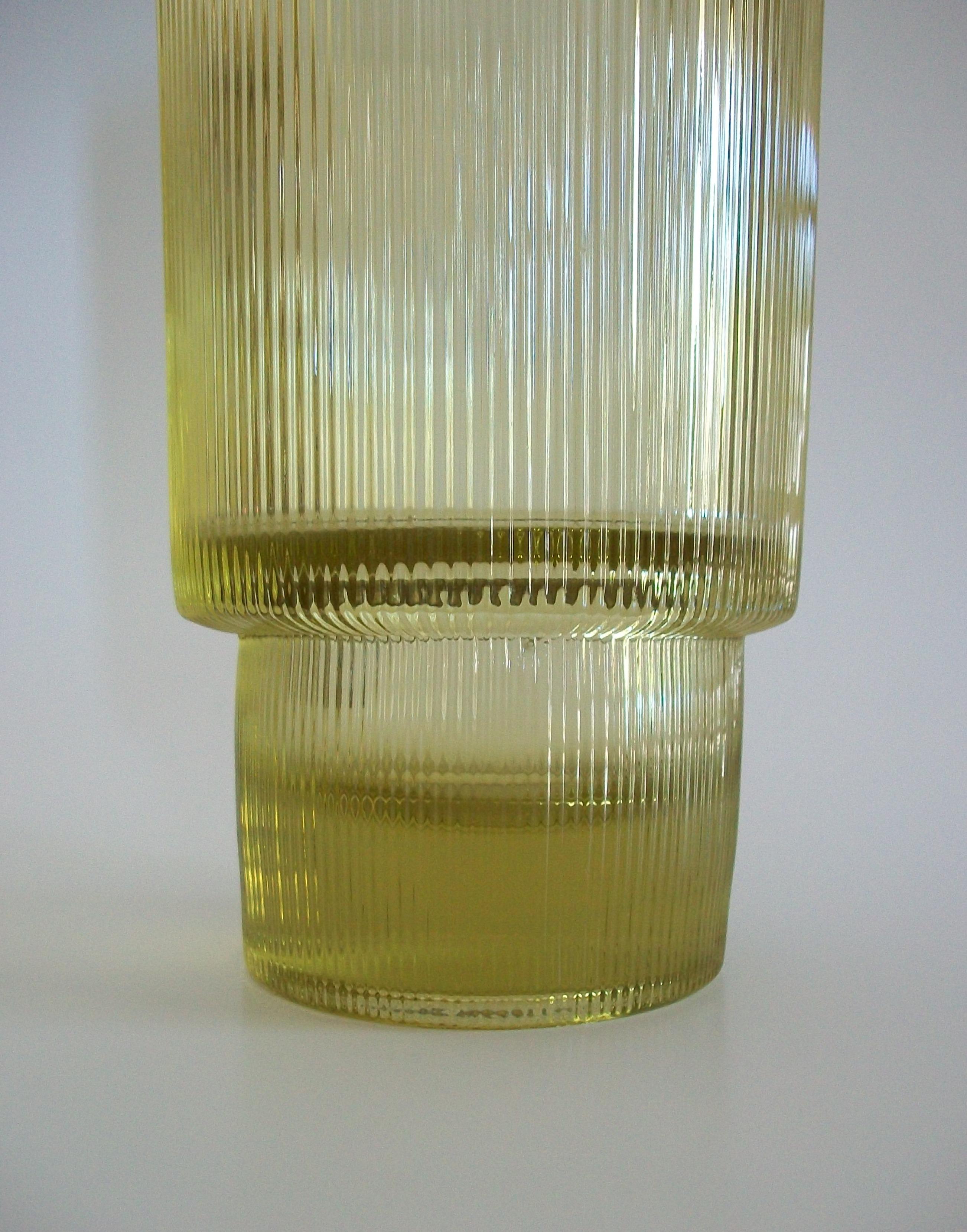 Ceco RUDOLF JURNIKL - Sklo Union Rosice #692 - Vaso in vetro pressato - Cechia - 1963 in vendita