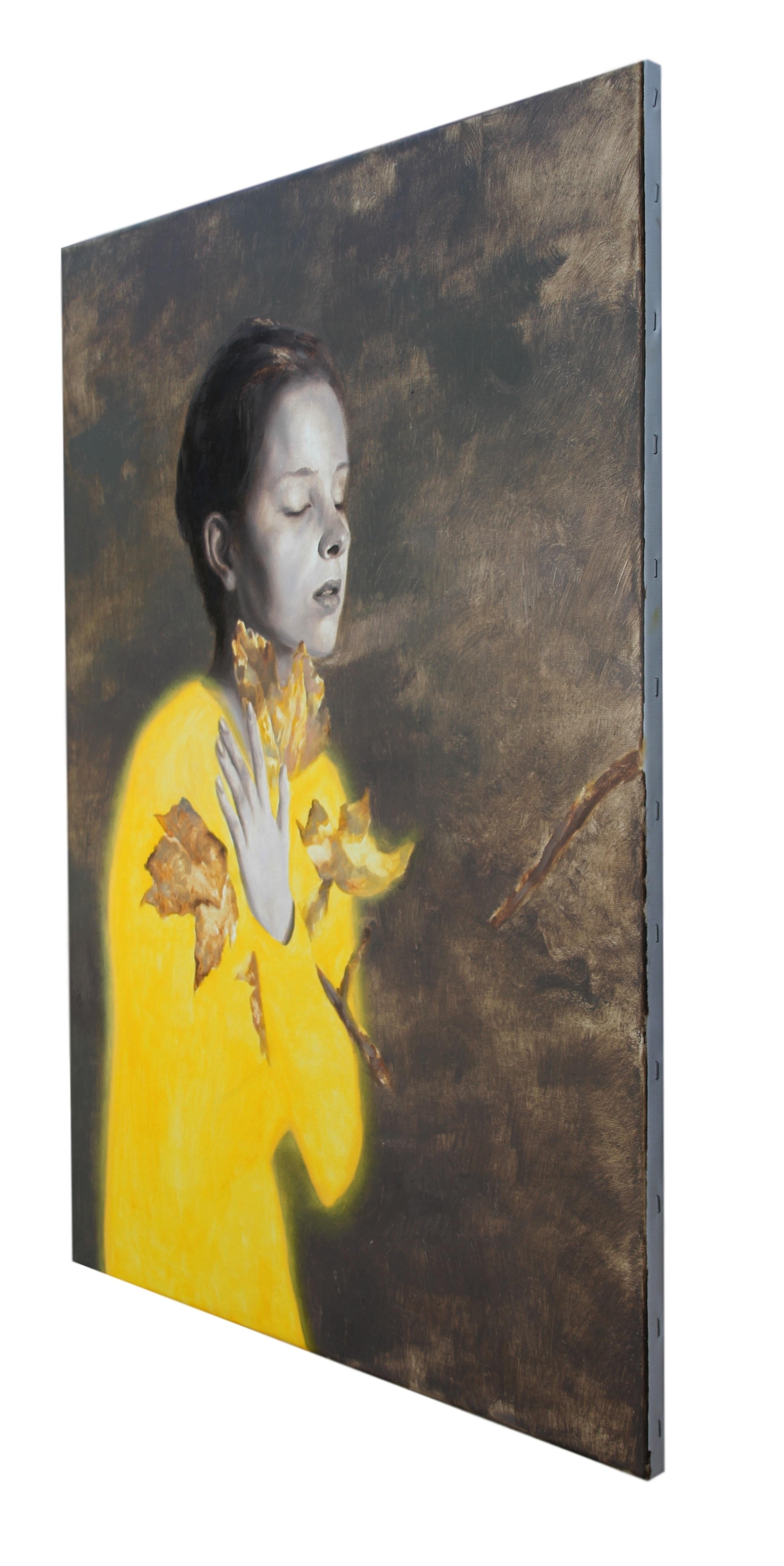 Last Leaves (jeune fille portant une chemise jaune, portrait figuratif à l'huile de feuilles d'automne - Surréalisme Painting par Rudolf Kosow