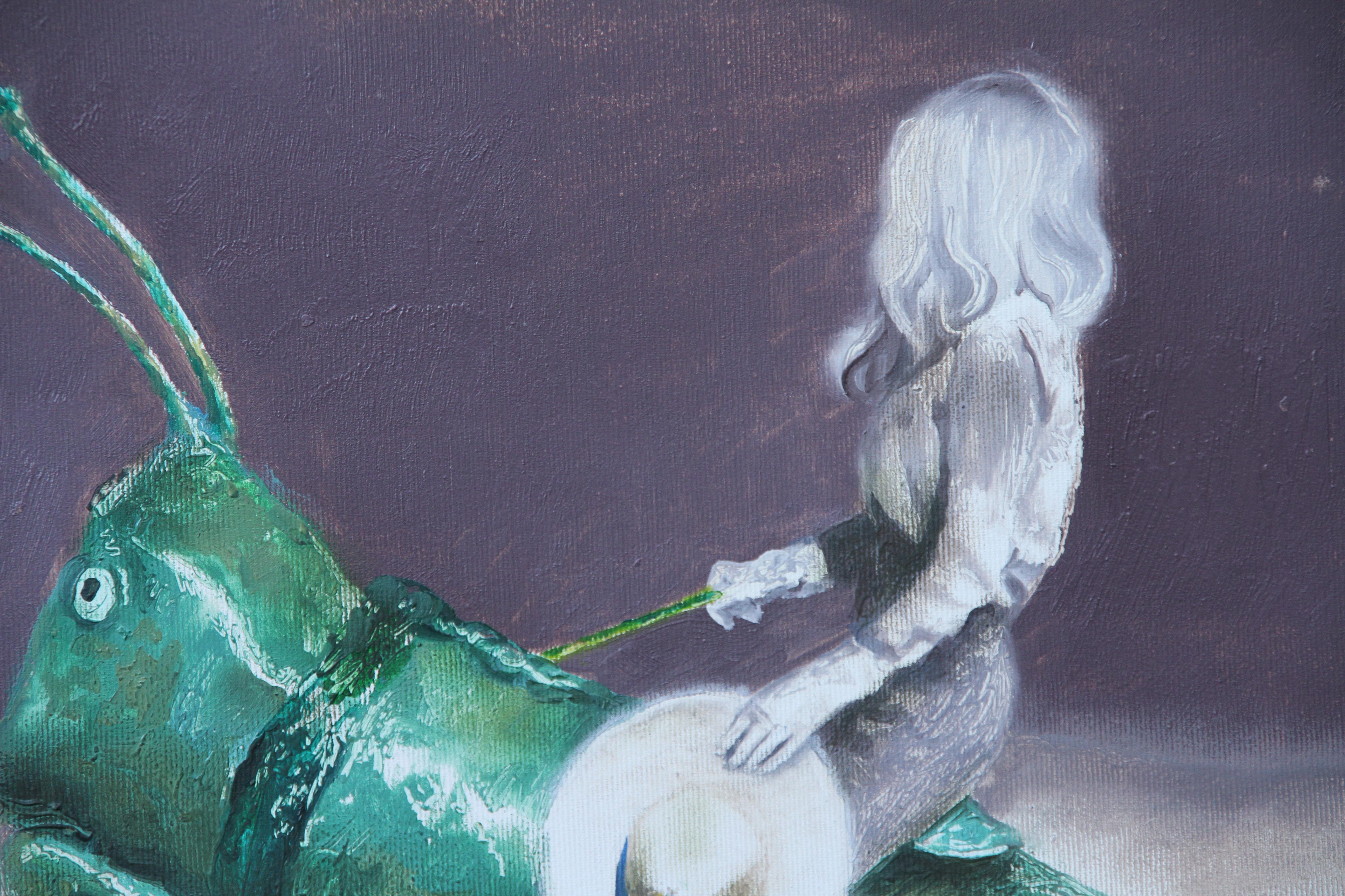 In Silent Journey inszeniert Rudolf Kosow eine leise, surreale Begegnung zwischen einem jungen Reiter und einer überdimensionalen Heuschrecke, die mit der für den Künstler typischen Mischung aus zeitgenössischer figurativer Malerei, Fantasie und