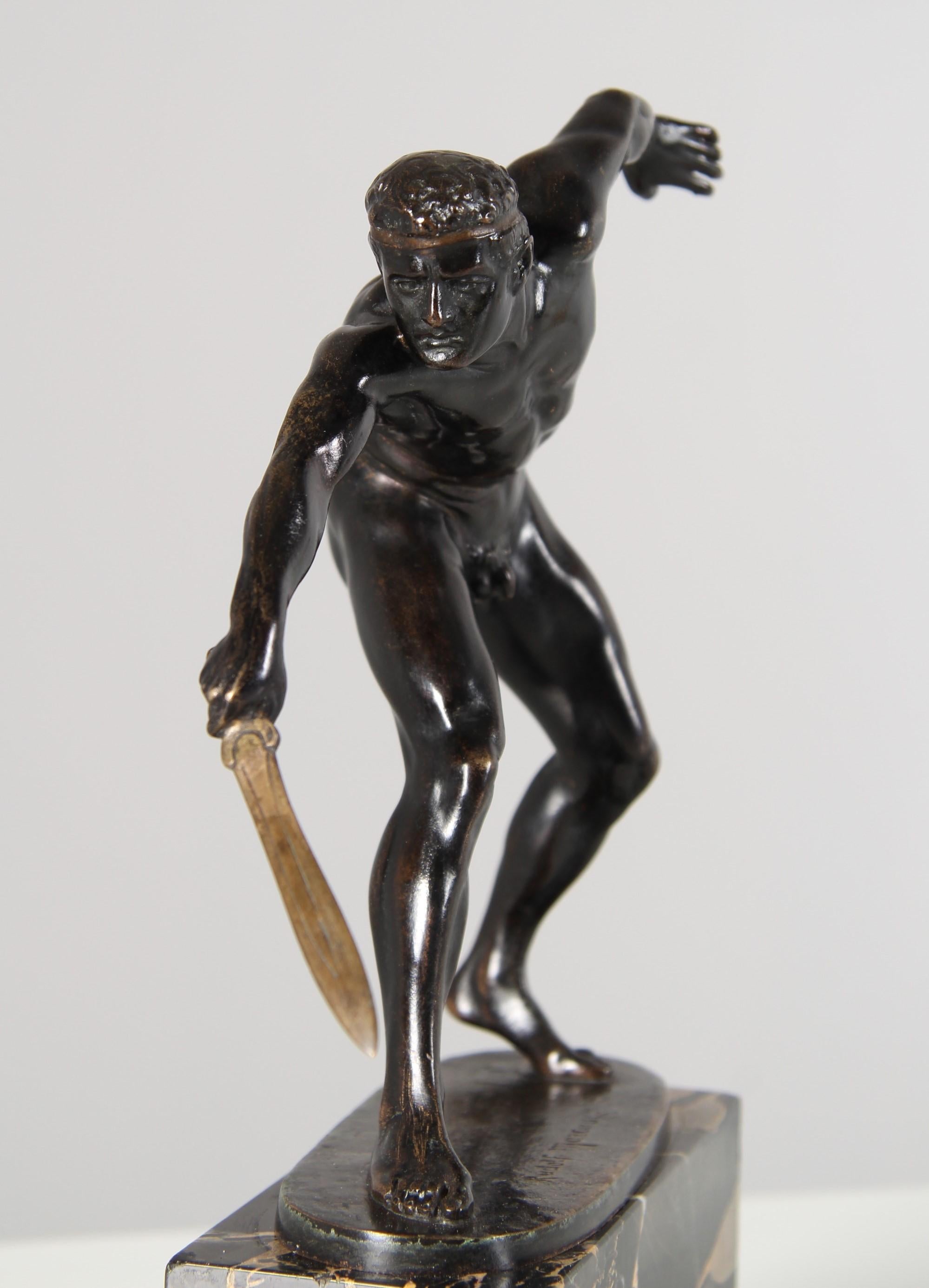 XX secolo Rudolf Marcus - Lo spadaccino, bronzo, Germania (Berlino), 1910 circa in vendita