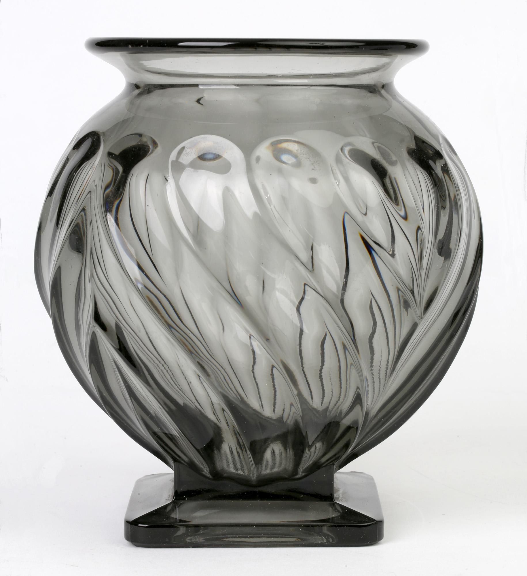 Czech Rudolf Schrötter for Inwald Art Deco Grey Green Moulure Moderne Art Glass Vase For Sale