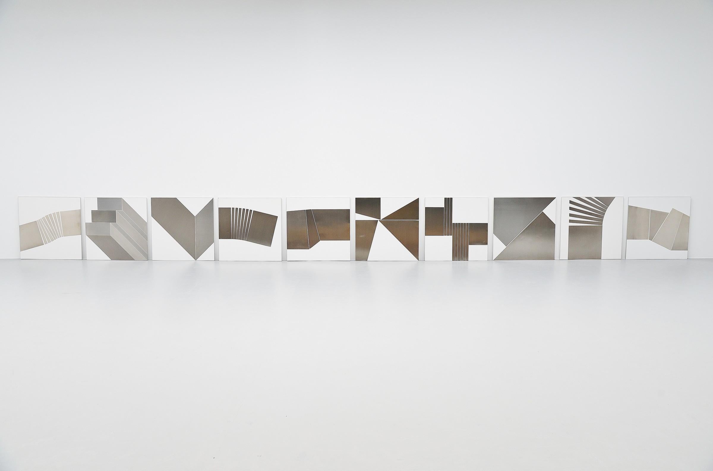 Rudolf Wolf Obra de Arte Abstracta Triángulos 1972 / 4 Acero inoxidable en venta