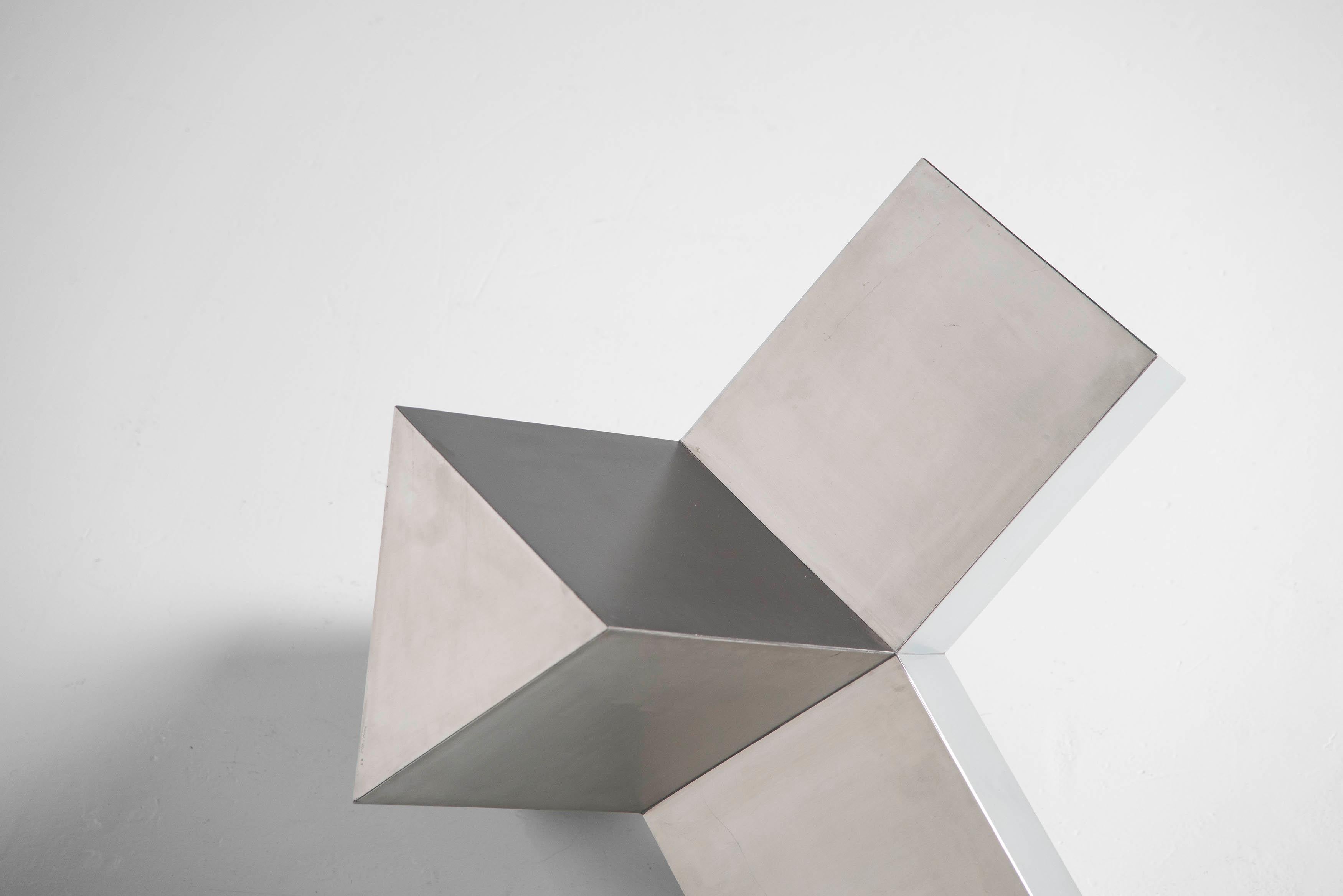 Acier inoxydable Rudolf Wolf - Grande sculpture géométrique, Hollande 1975 en vente