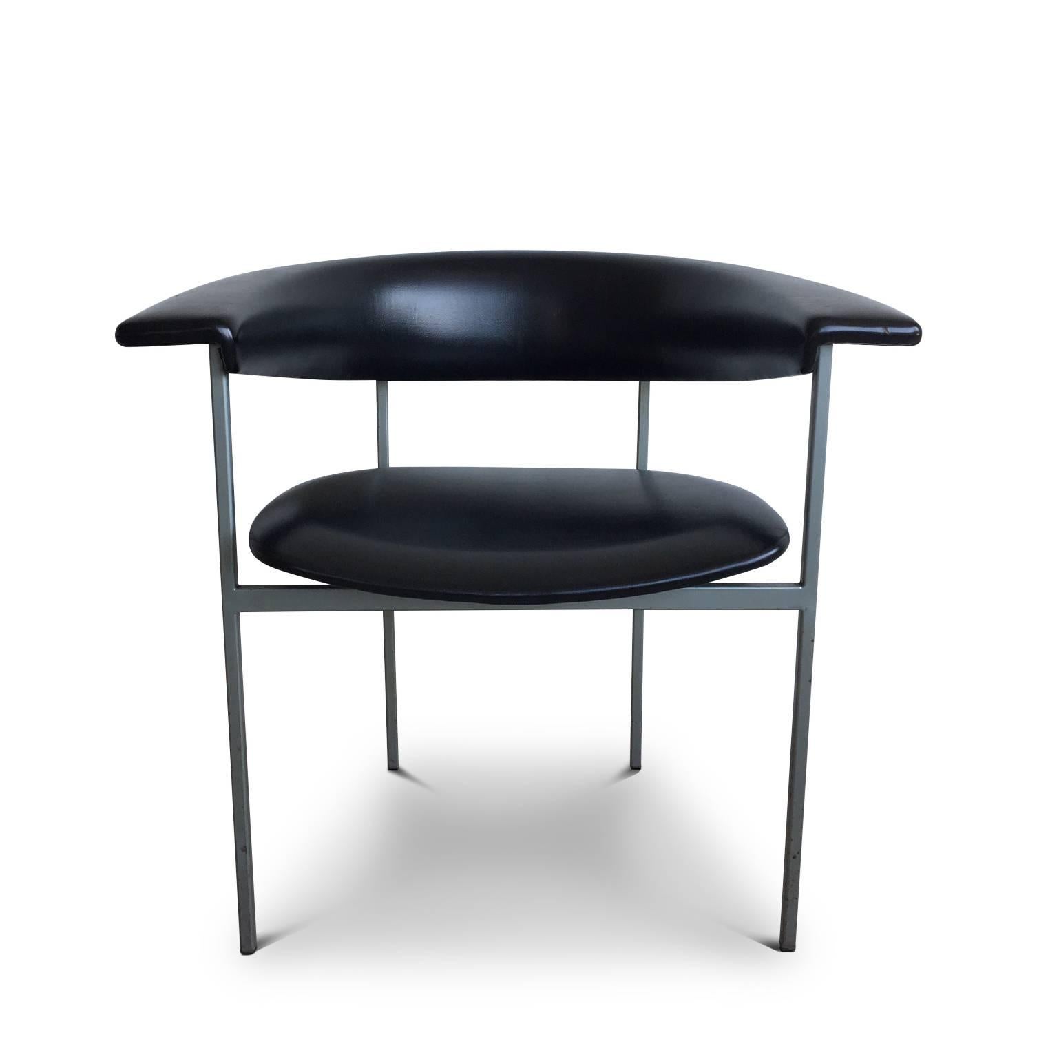 20ième siècle Rudolf Wolf, paire de fauteuils en métal noir au design hollandais, modèle Gamma, années 1960 en vente