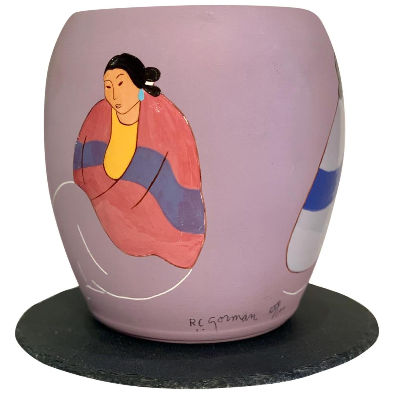 Rudolph Carl Gorman "Navajo Cousins" Vase in limitierter Auflage signiert RC Gorman:: 1990