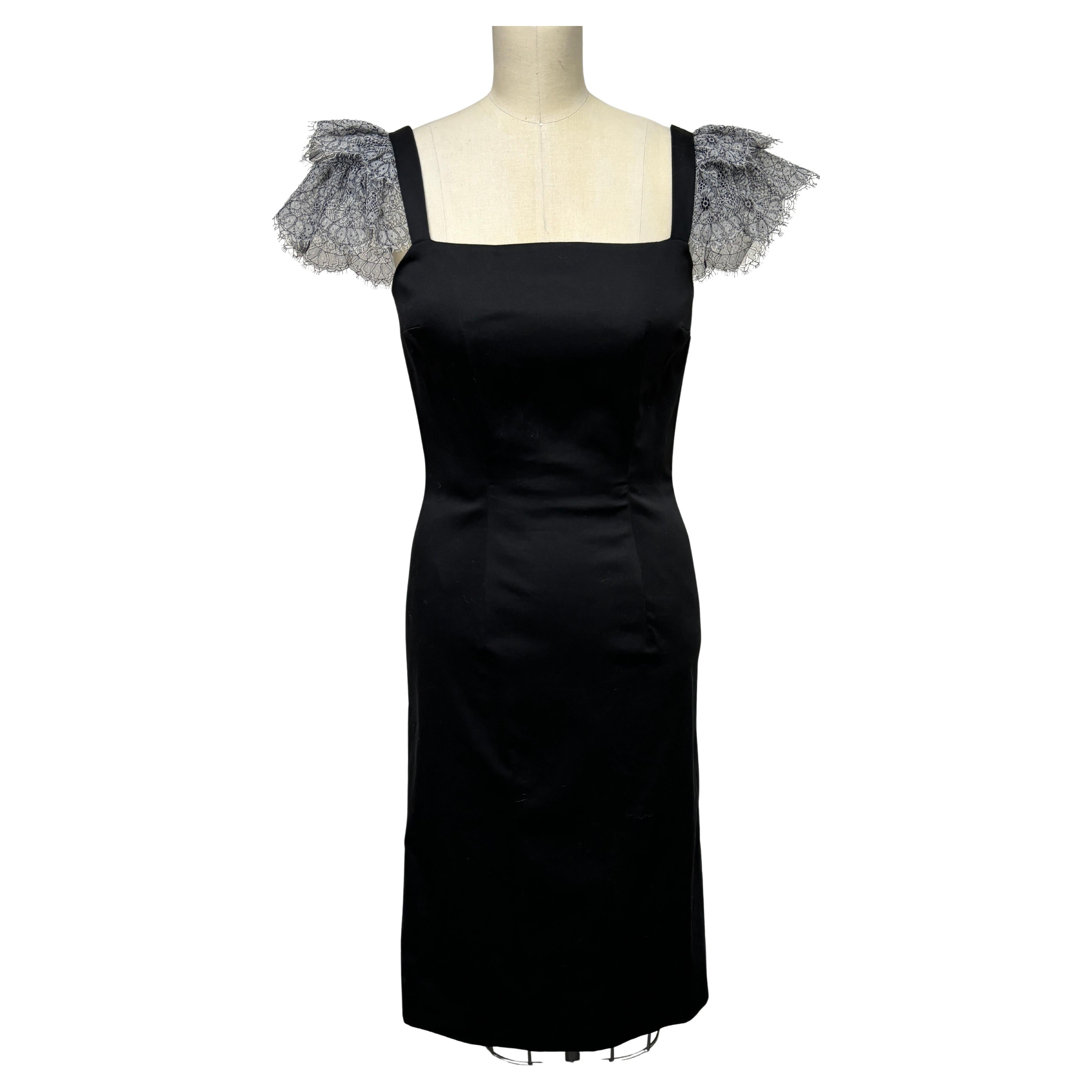 French Lace Ruffle Sleeve Slim Black Cotton Dress For Sale