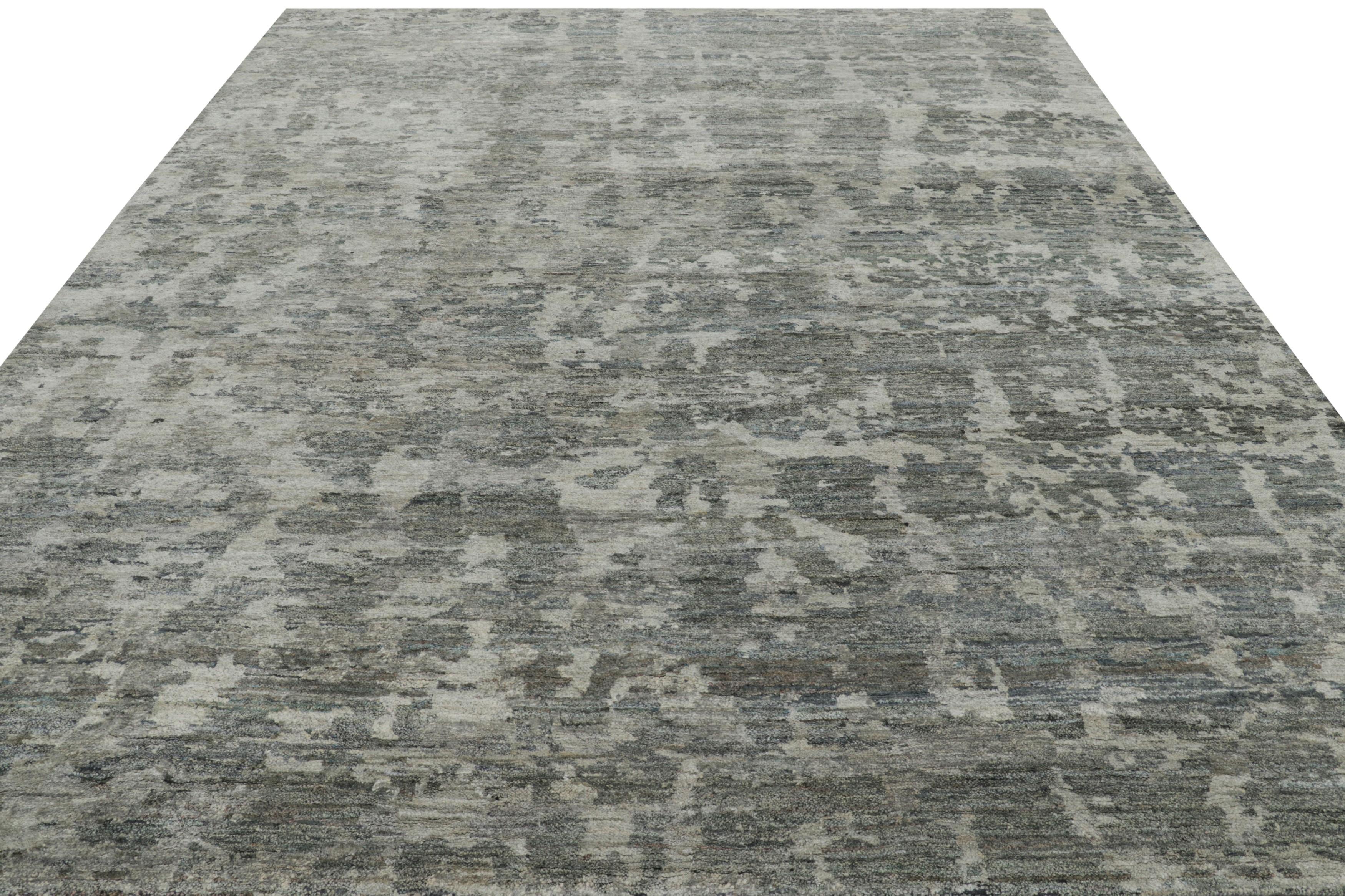 Rug and Kilim's Modern Rug in Grau mit abstrakten Mustern (Indisch) im Angebot