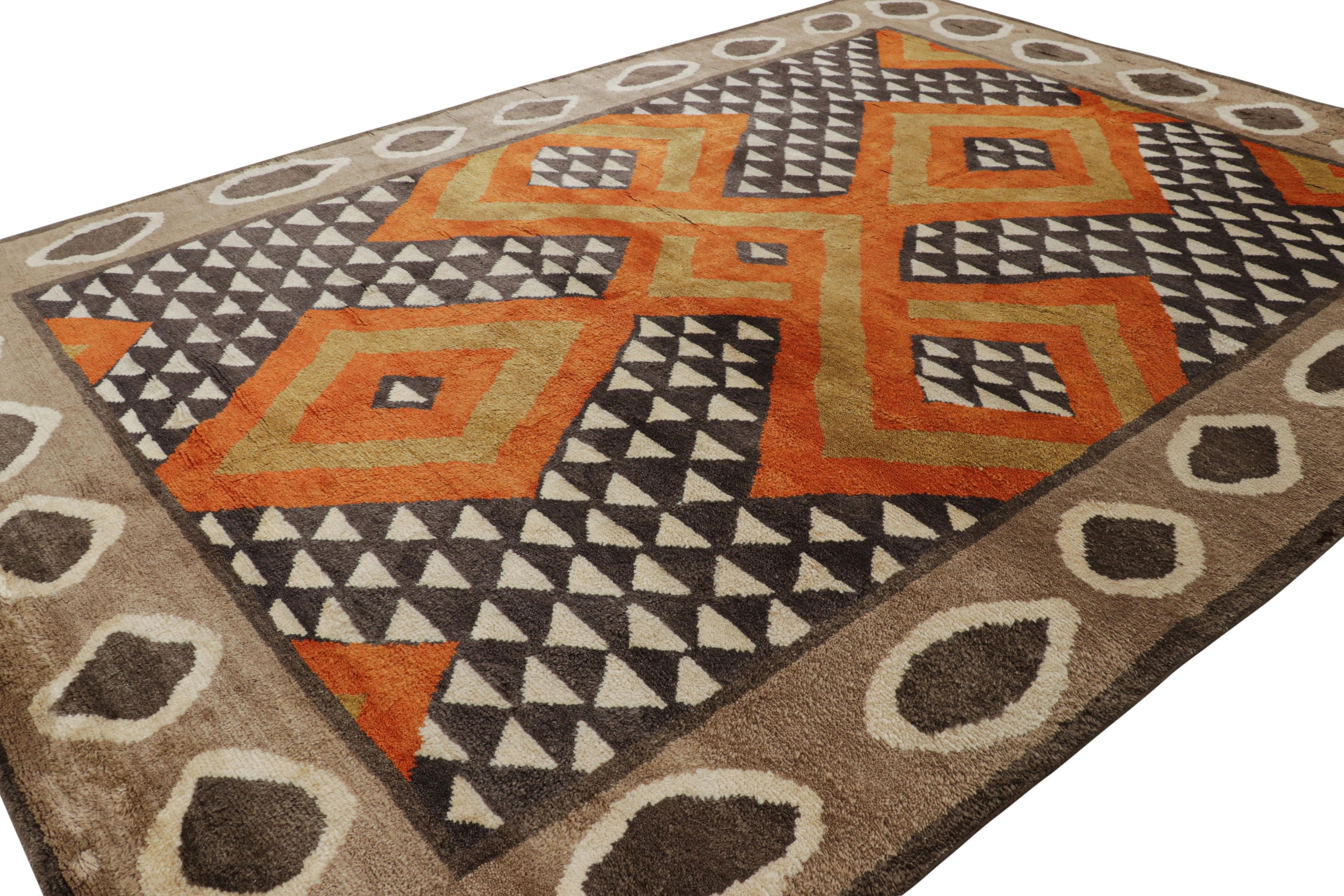 Alfombra Rug & Kilim Estilo Suroeste en Naranja y Marrón con Motivo Geométrico Indio en venta