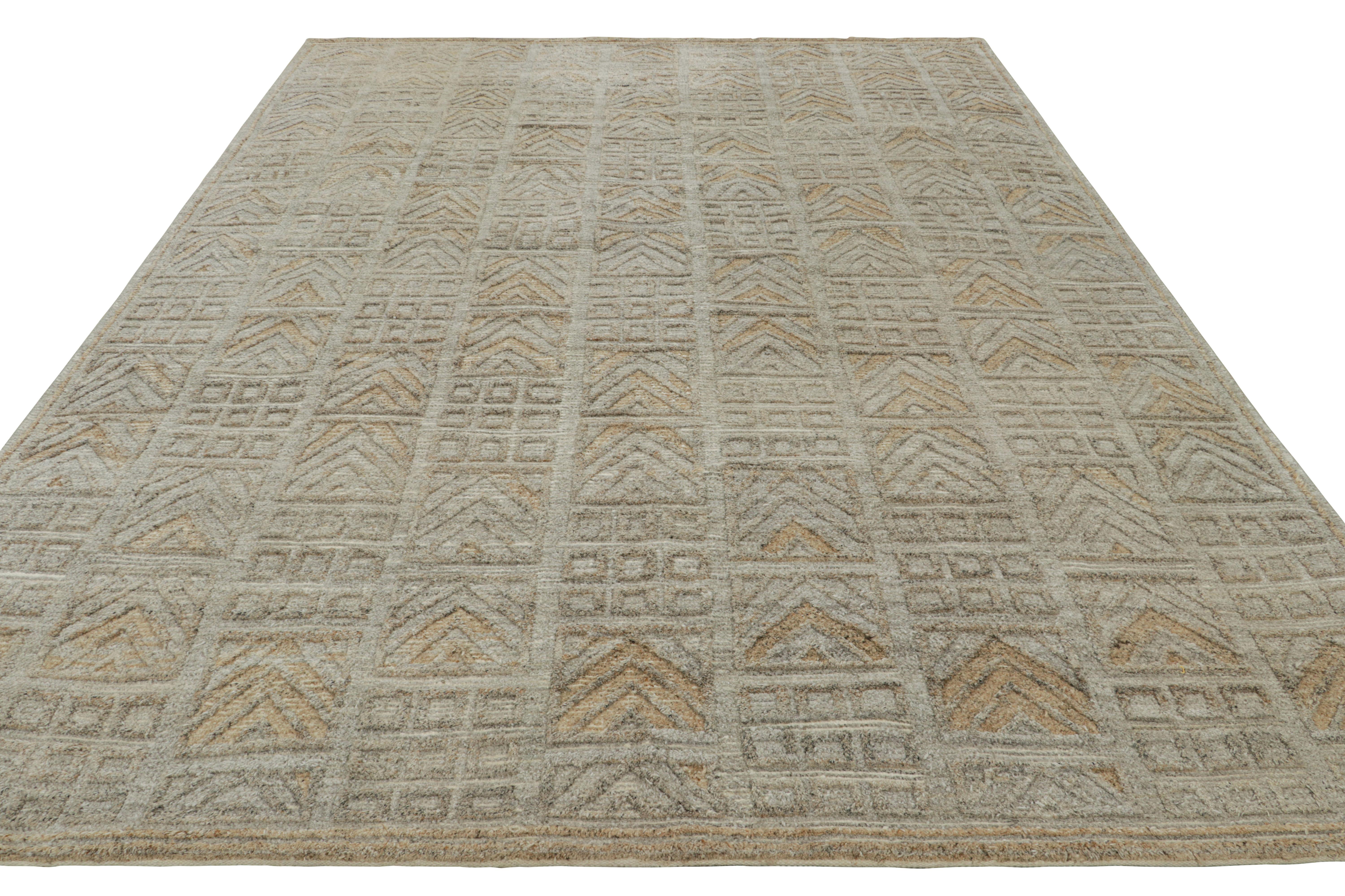 Annodato a mano Tappeto scandinavo per esterni Rug & Kilim con motivi geometrici grigi e beige in vendita