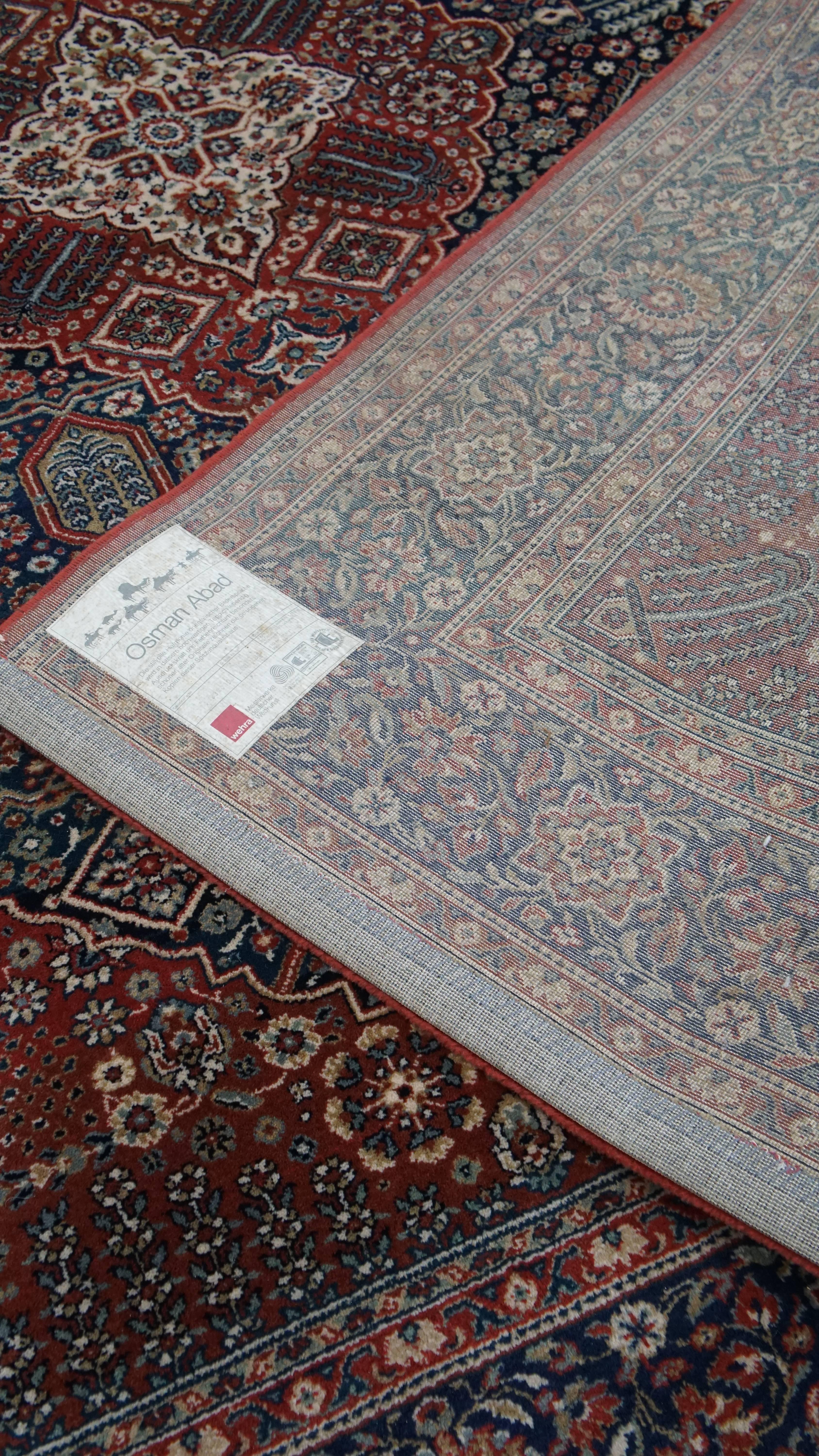 Rug/Carpet with Beautiful Patterns – 283x200 cm For Sale 3