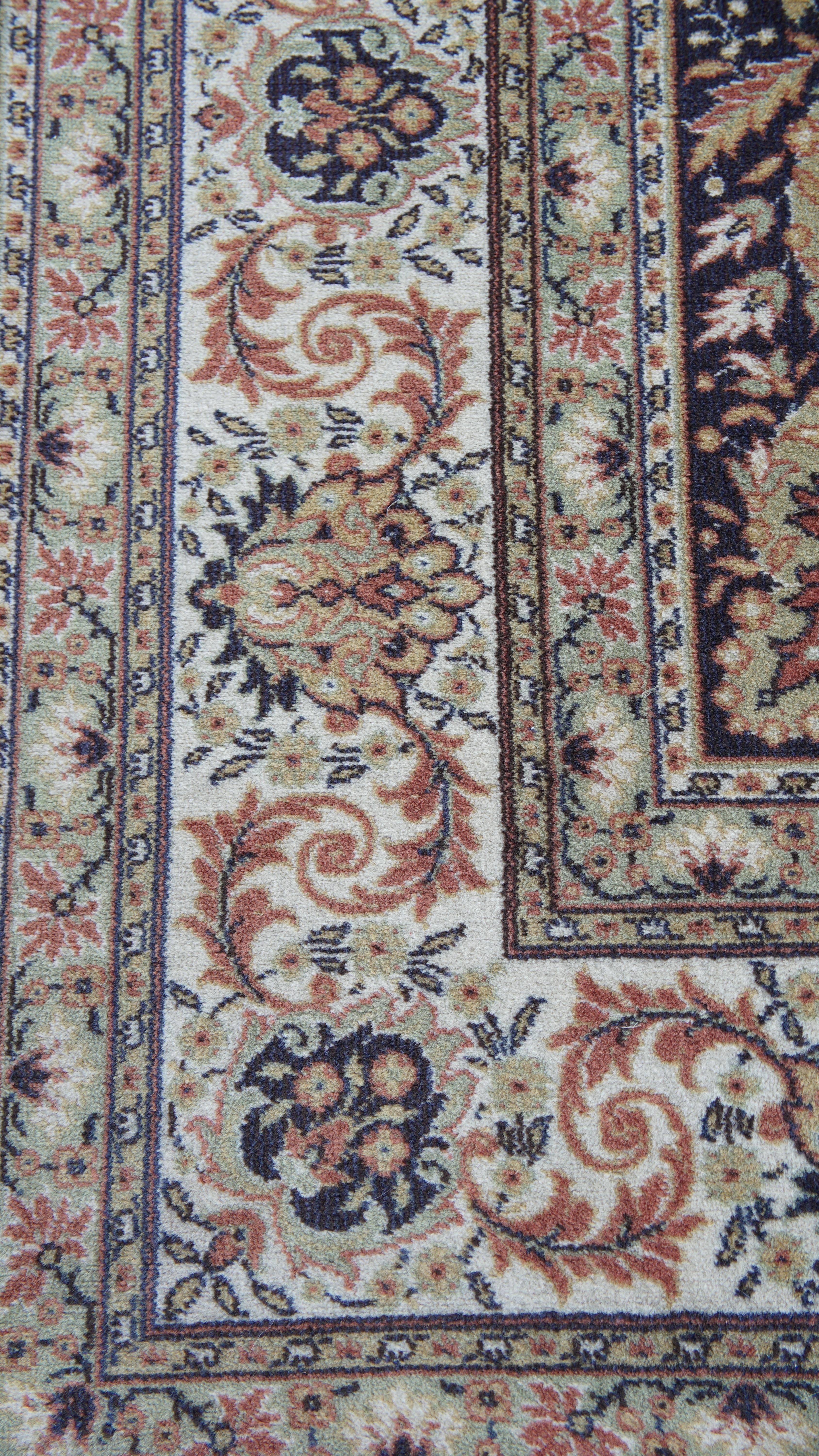 Teppich/Teppich mit schönen Tönen 345x249 cm (Handgefertigt) im Angebot