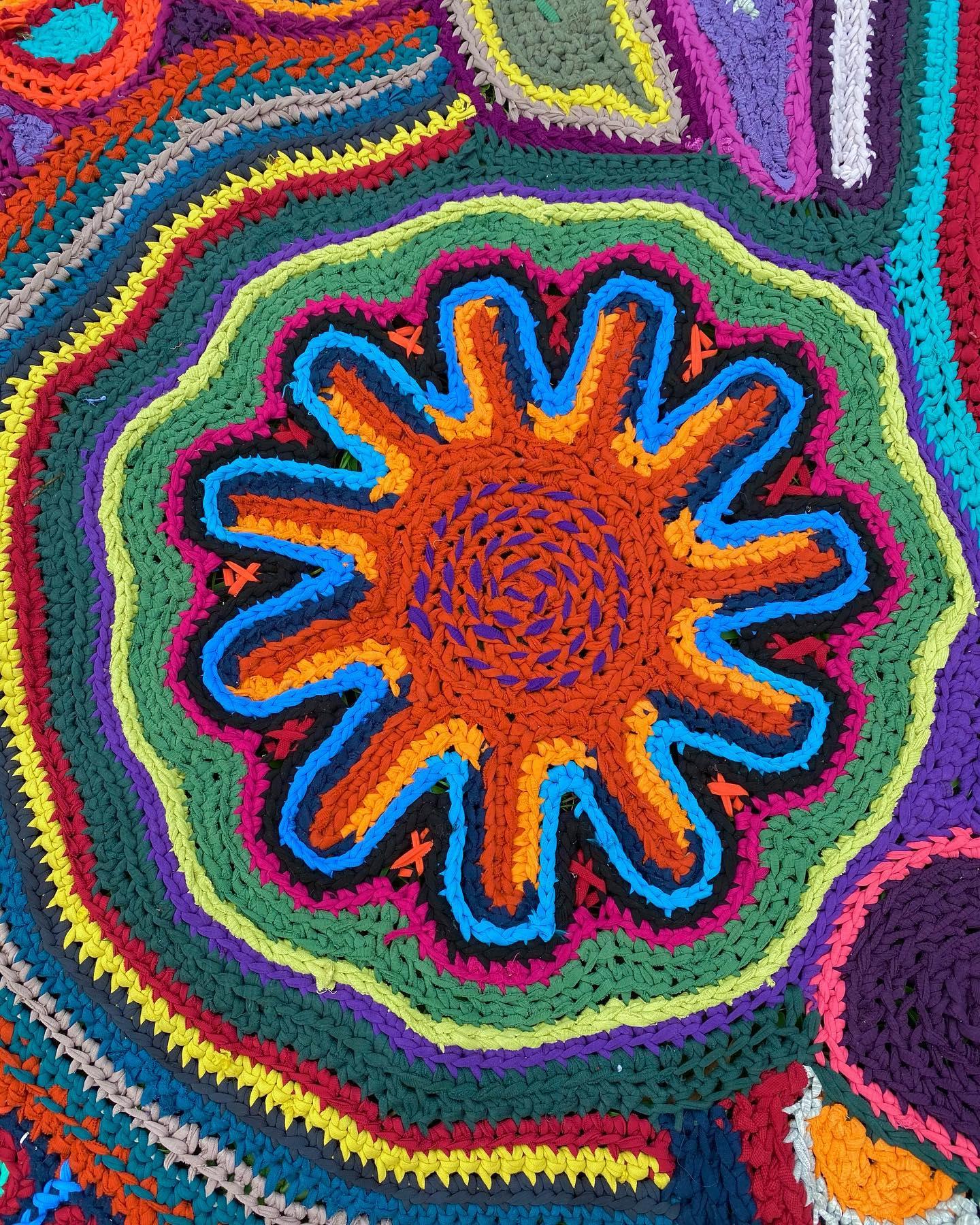 Annodato a mano Tappeto fatto a mano Psychedelic Starry Eye Abstract Boho Art Carpet 220×190 cm in vendita