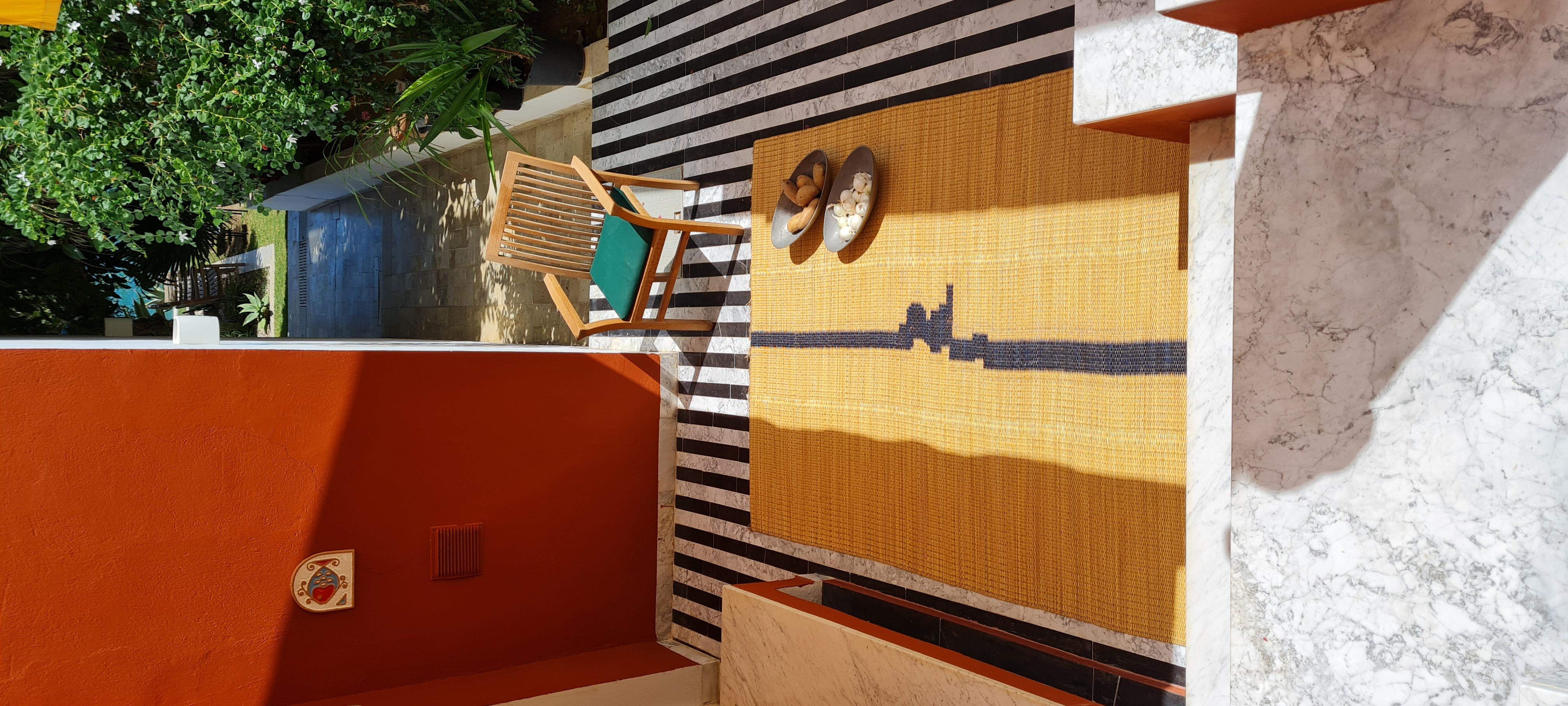 Handgefertigter Teppich aus Naturfaser für Contemporary Home Decor mit orientalischem Design (21. Jahrhundert und zeitgenössisch) im Angebot