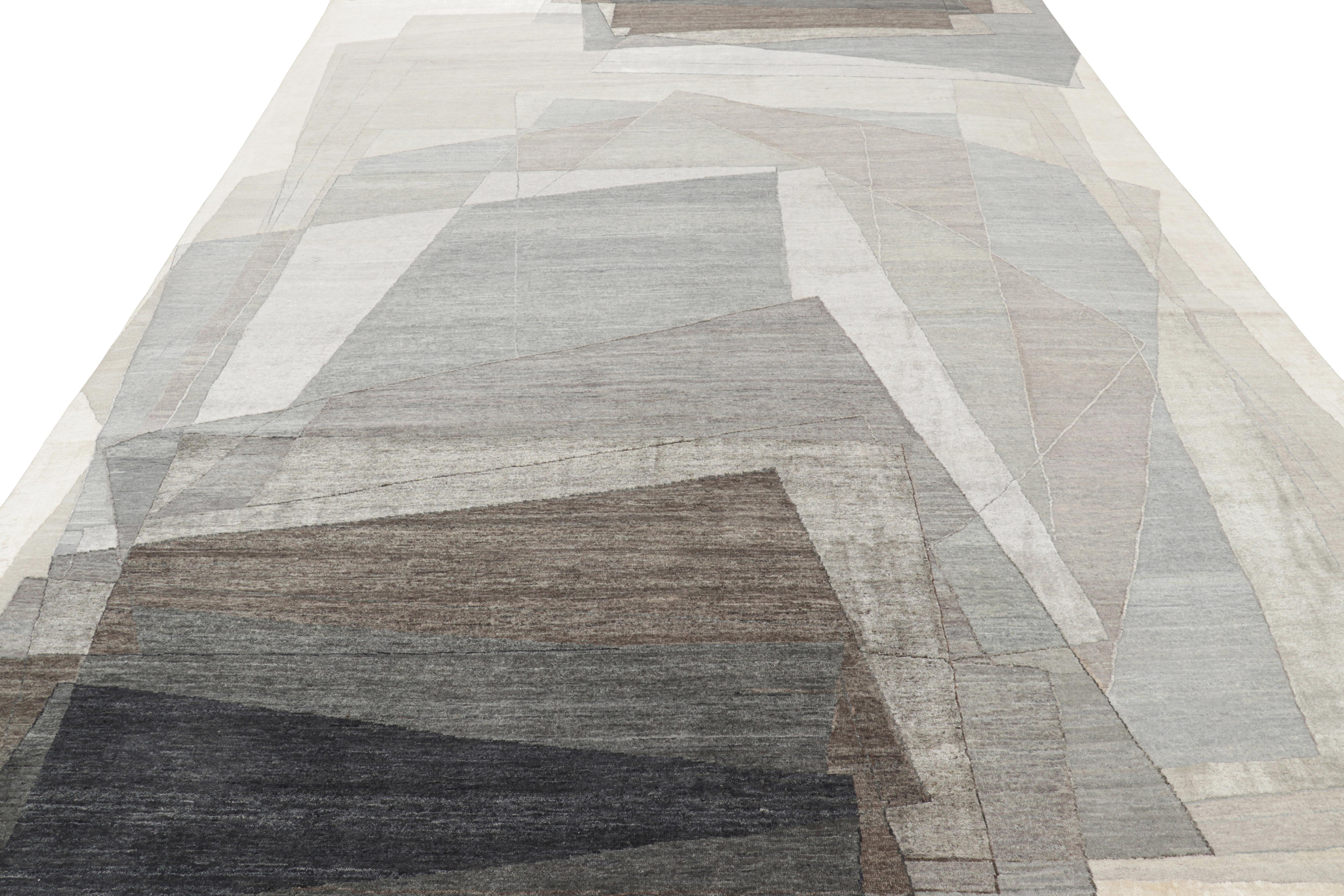 Annodato a mano Rug & Kilim Tappeto moderno con motivi geometrici astratti in beige e grigio in vendita