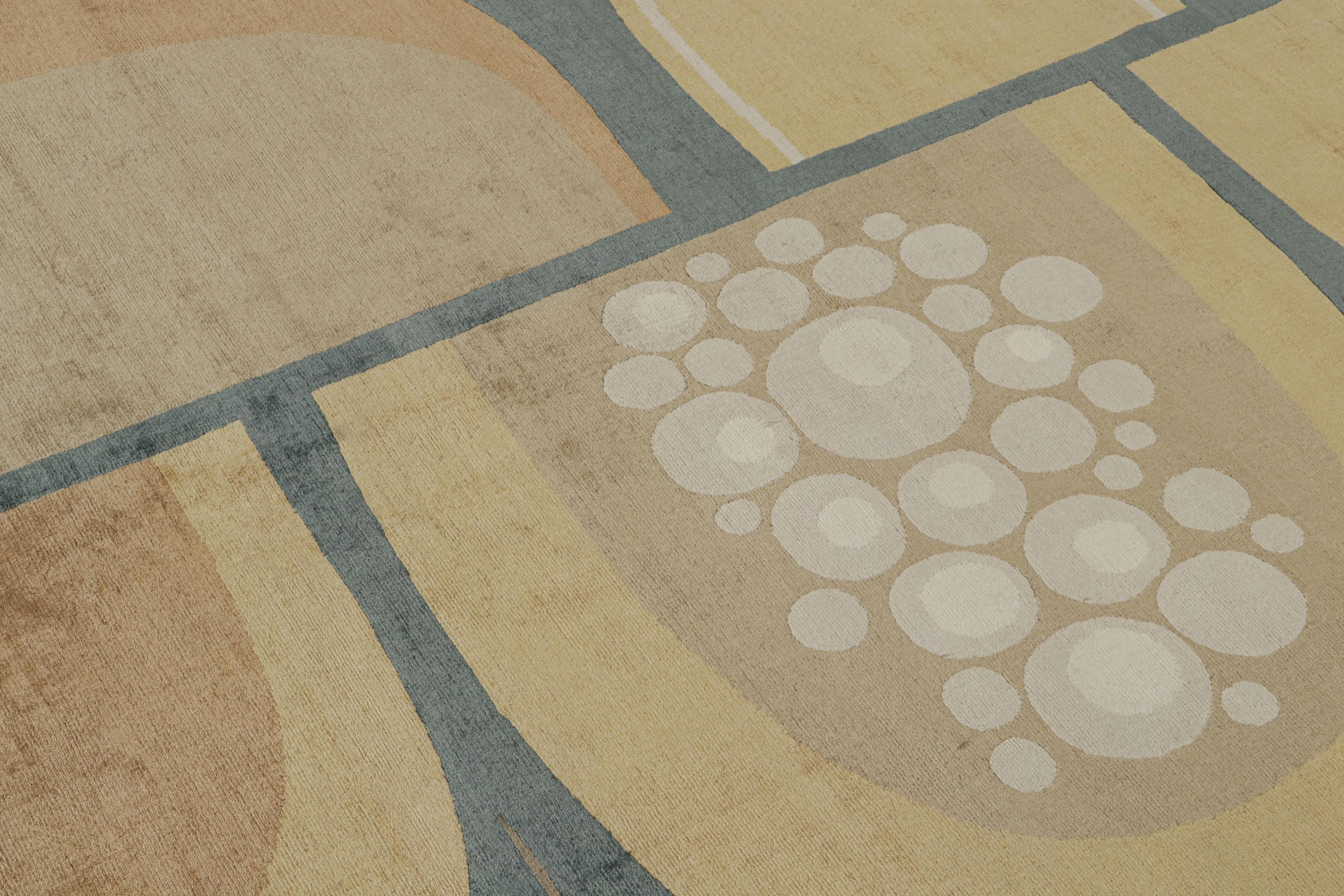 Contemporary Rug & Kilim x Jenn Ski Custom Mid-Century Modern Rug with Geometric Pattern For Sale