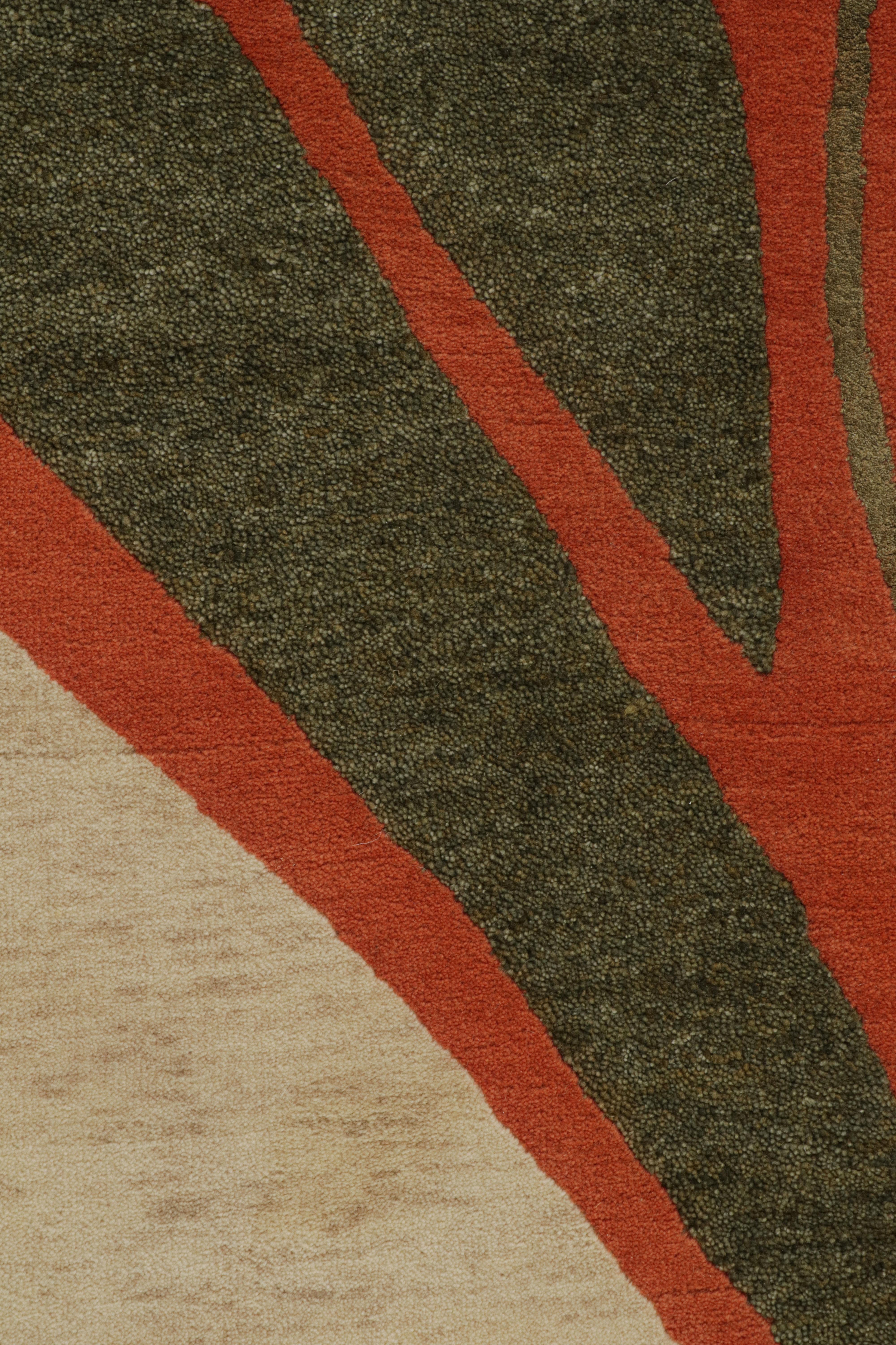 Rug & Kilim x Jenn Ski Mid-Century Modern Style Teppich mit geometrischen Mustern im Zustand „Neu“ im Angebot in Long Island City, NY