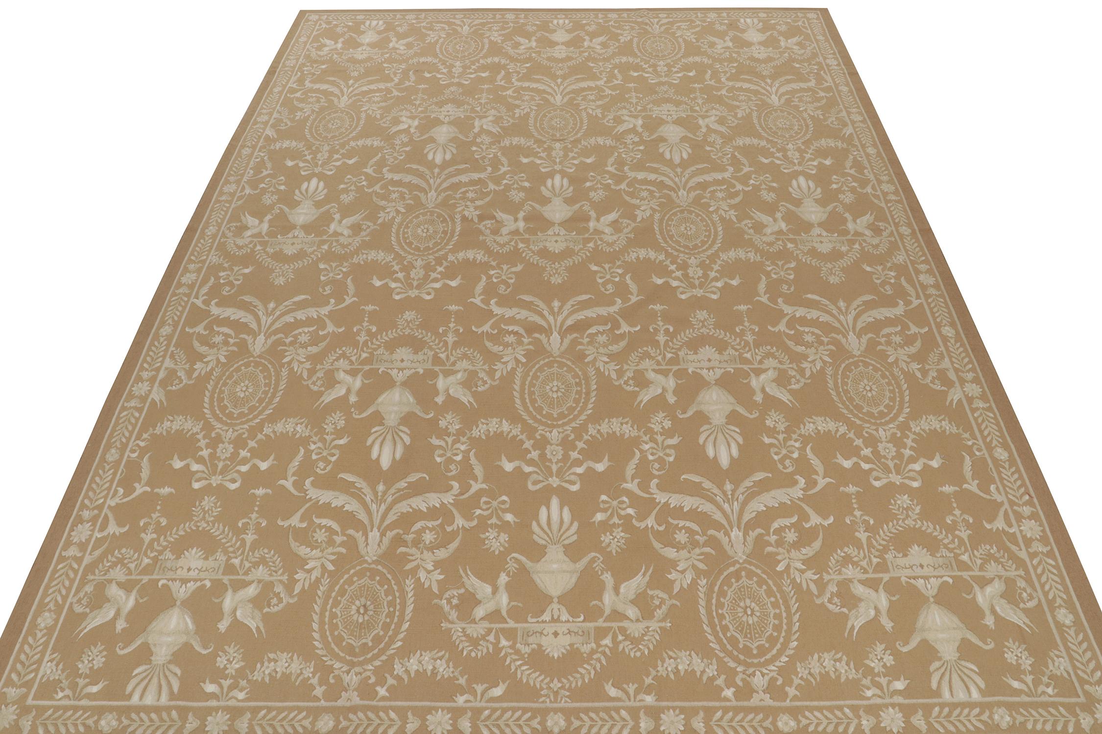 Questa ode alle trame piatte di Aubusson del 18° secolo è la prossima aggiunta alla collezione europea di Rug & Kilim. Tessuto a mano in lana.
Ulteriori informazioni sul design:
Questo pezzo si ispira ai tappeti e agli arazzi neoclassici, nonché a
