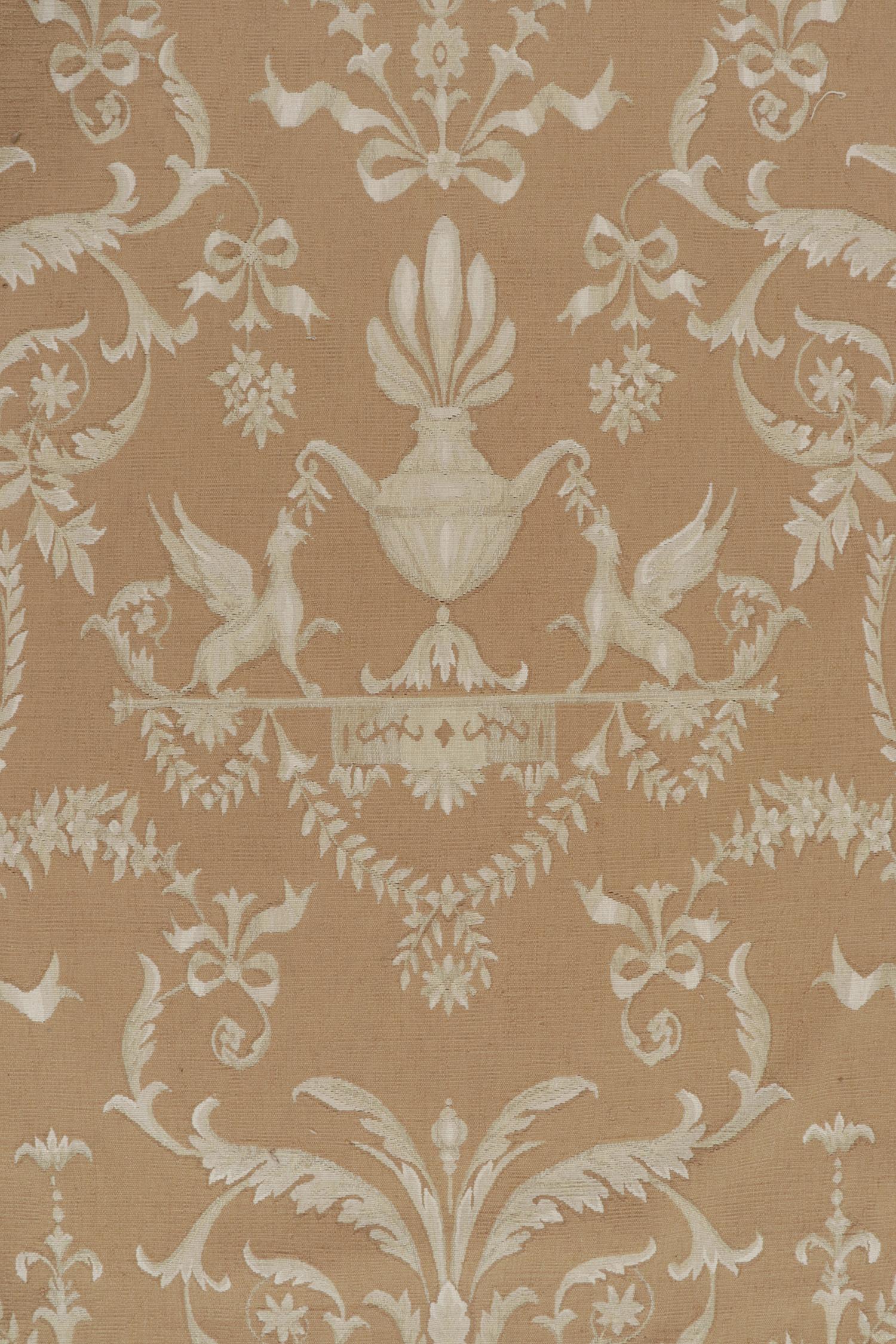 Lana Rug & Kilim del 18° secolo in stile Aubusson a trama piatta in marrone con motivo bianco in vendita