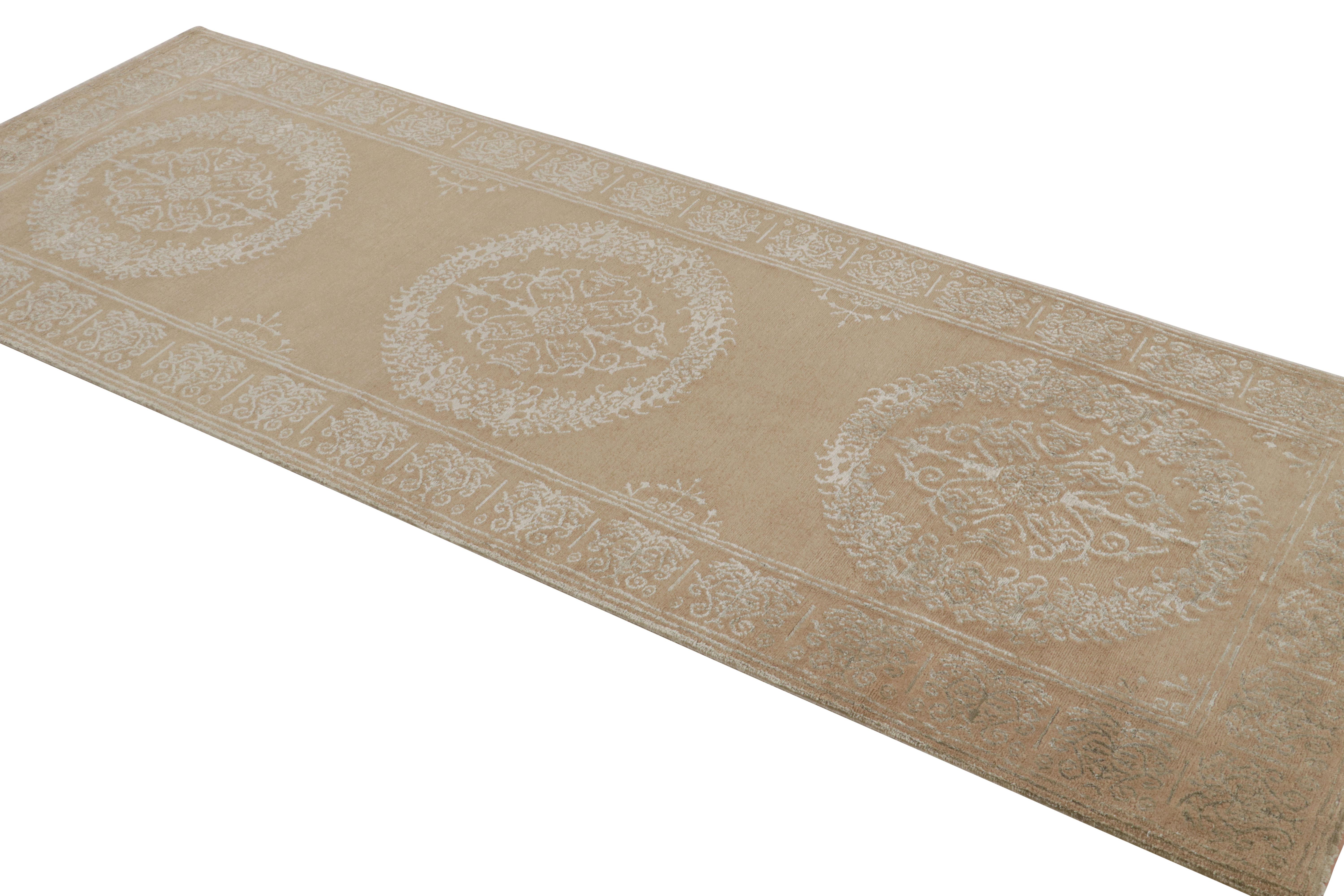 Inspired by an 18th century Spanish pattern, this modern wool and silk rug features a Catana design, characterized an uncommon departure from similar pieces of large-scale repetition. Hand-knotted in high-quality wool and naturally shining silk, the