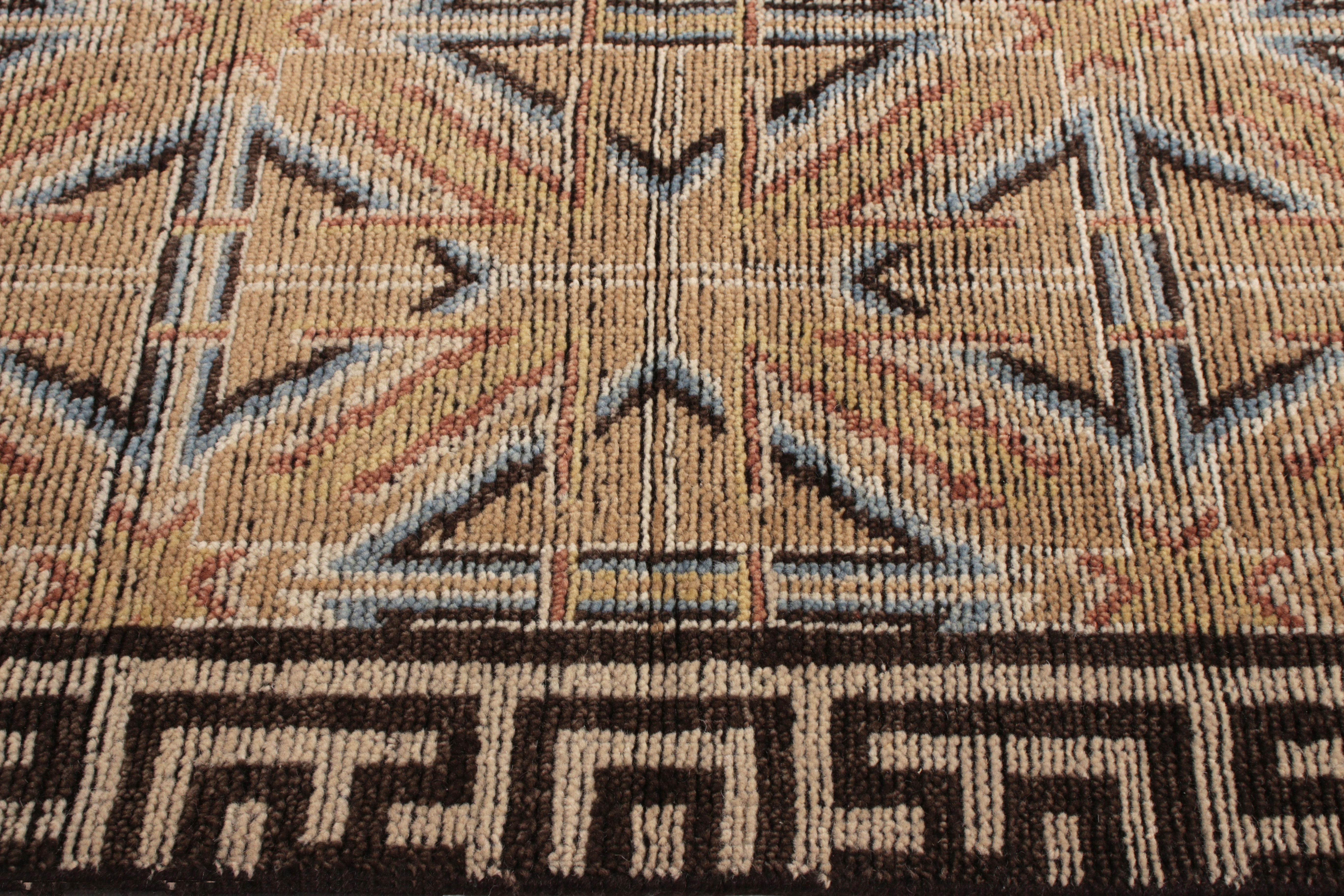 Made in hand knotted wool from the custom Classic Burano Collection by Rug & Kilim, this 2 × 3 this 2 × 3 rug is available as a gift-sized rug for both flooring and wall-hanging projects. Drawing inspiration from an 18th century Chinese rug pattern,