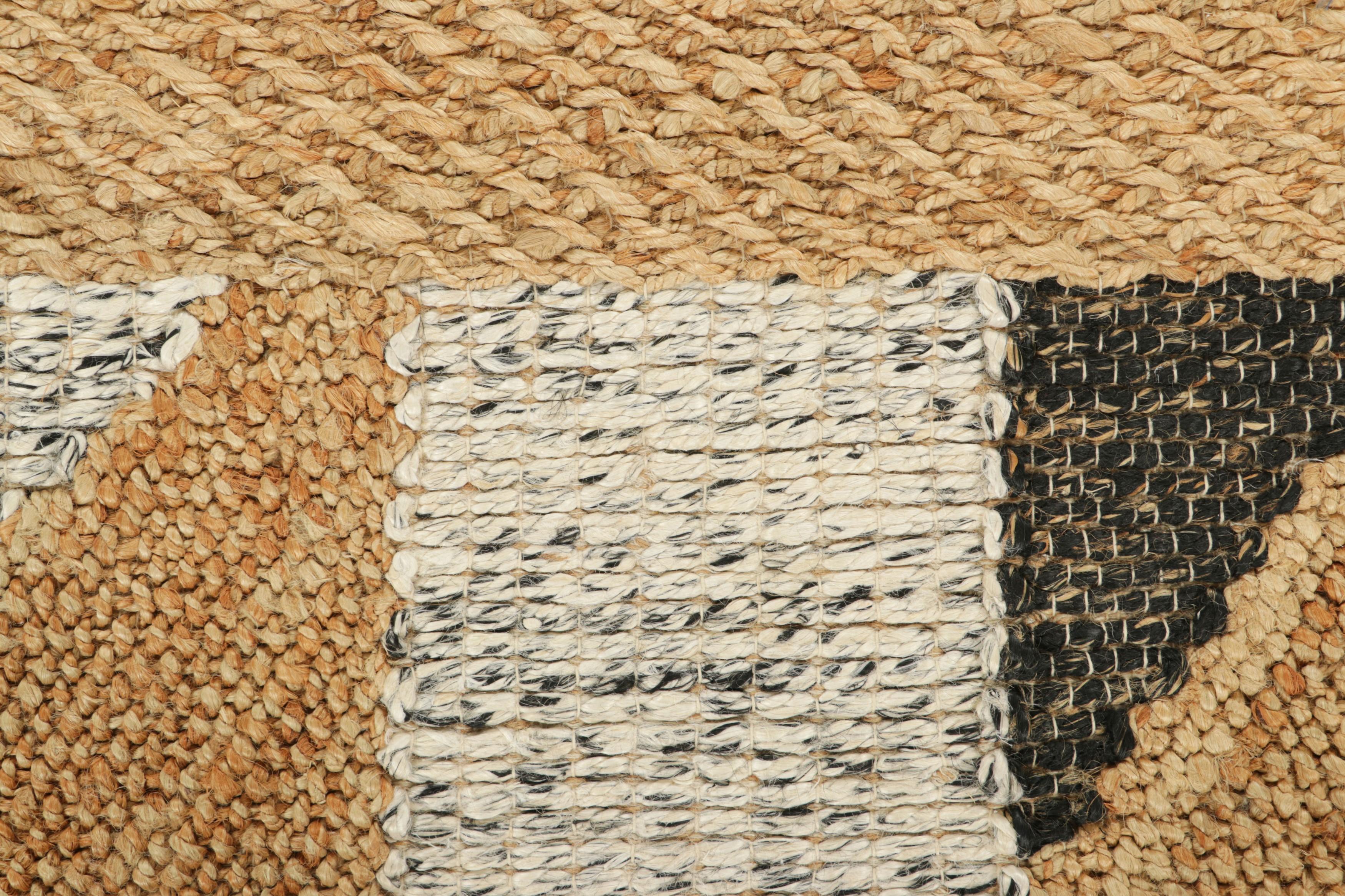 Moderne Tapis & Kilim's Abstract Flatweave in Beige Open Field with Geometric Border (Tissage plat abstrait en beige avec bordure géométrique) en vente
