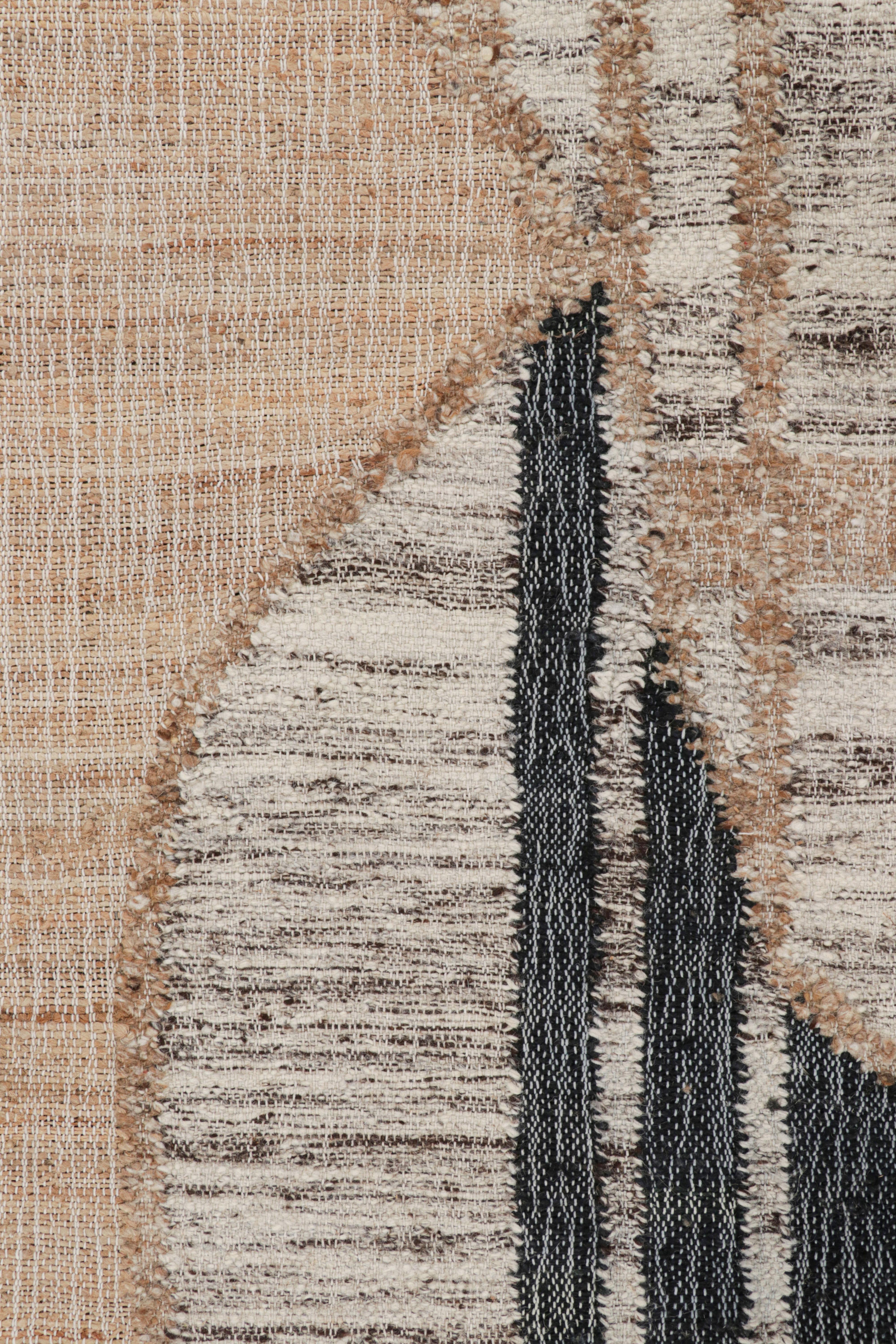 Tejido plano abstracto de Rug & Kilim con motivos geométricos en beige, crema y negro en Nuevo estado para la venta en Long Island City, NY