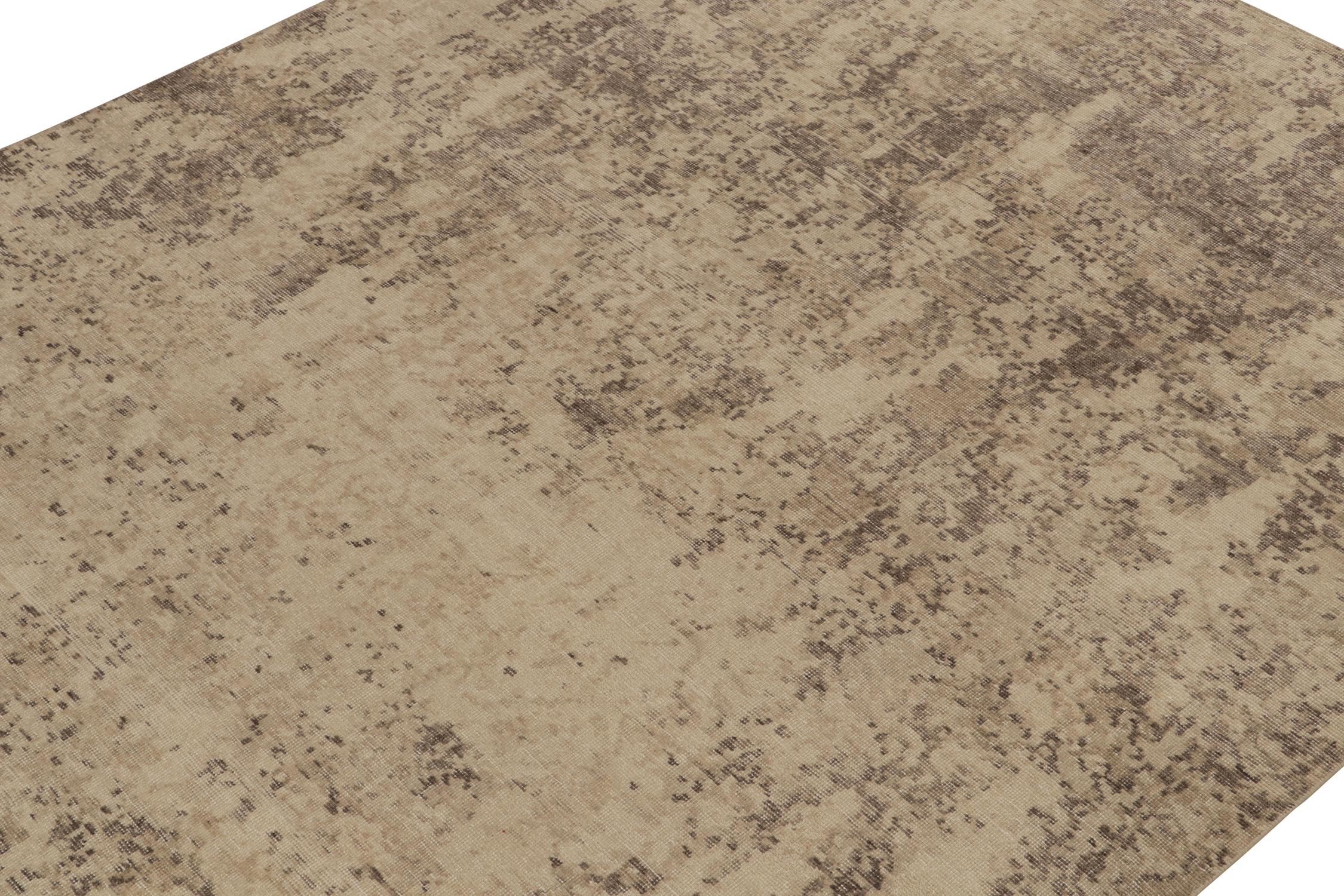 Indiano Rug & Kilim - Tappeto astratto in stile beige-marrone invecchiato in vendita