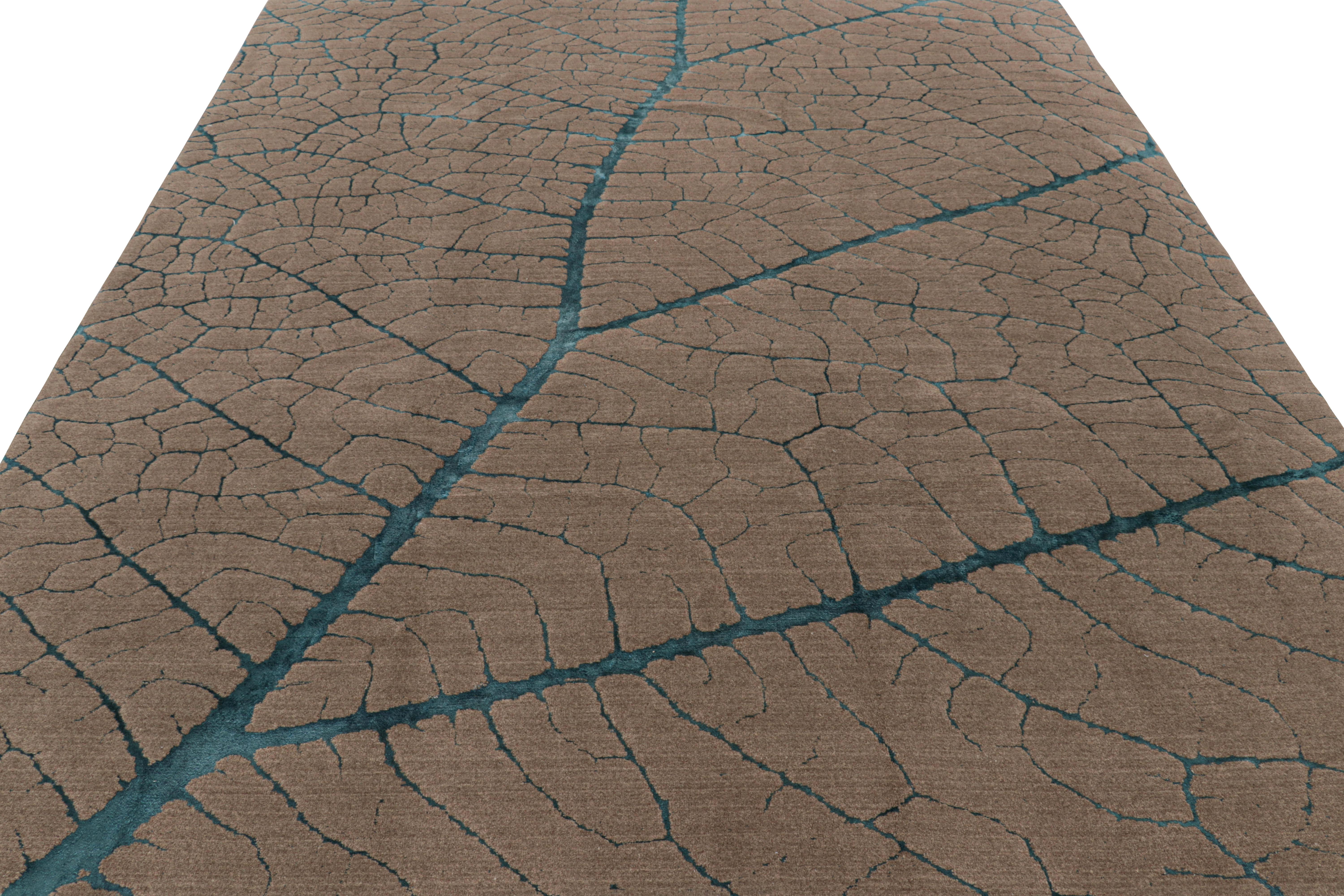 Hand-Knotted Rug & Kilim’s Abstract Rug in Beige-Brown with Blue Geometric Patterns For Sale