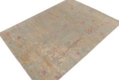 Abstrakter Teppich von Rug & Kilim in Blau mit rosa und goldenen Texturmustern