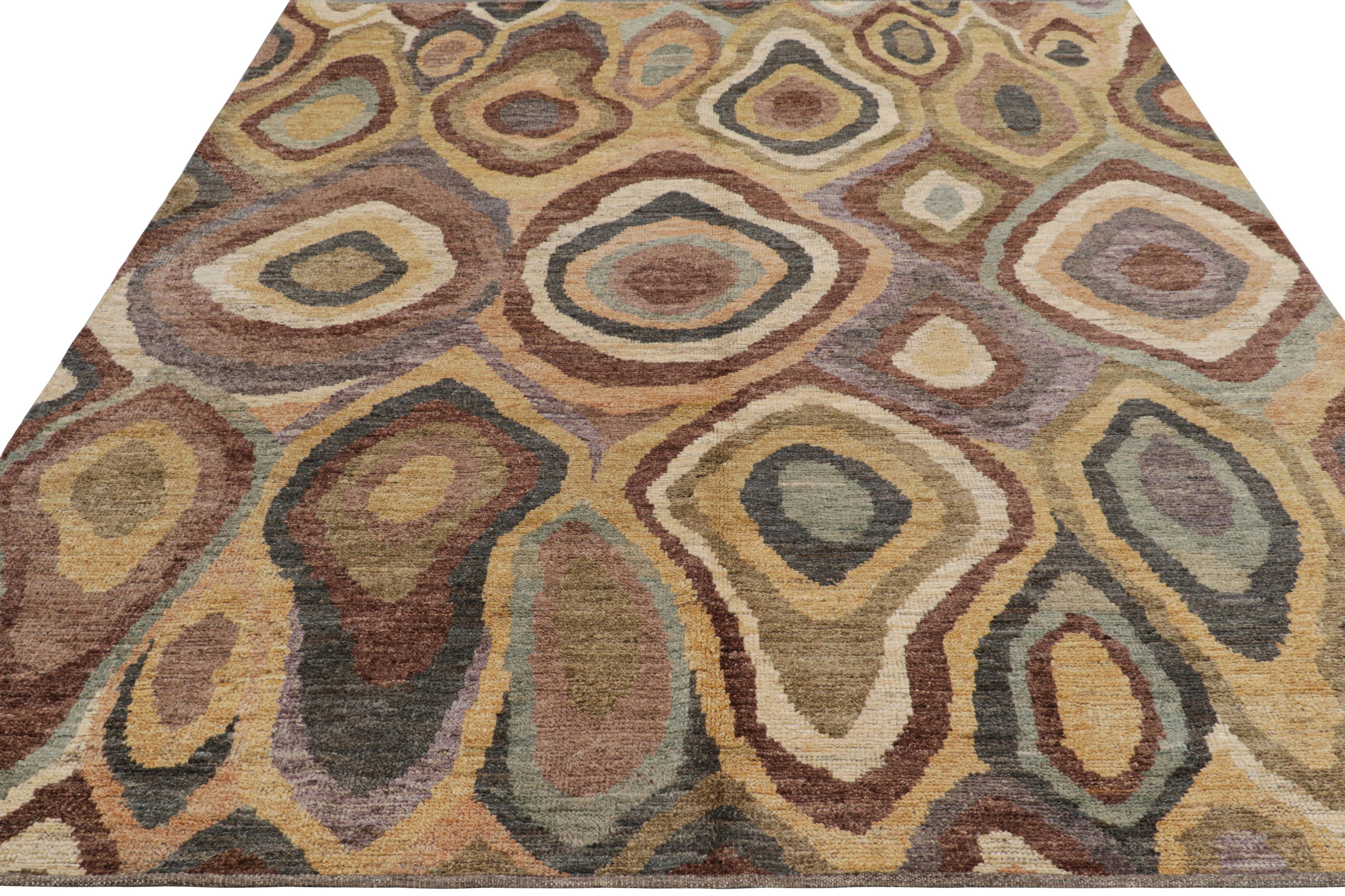 Rug & Kilim's abstrakter Teppich mit bunten geometrischen Mustern (Handgeknüpft) im Angebot