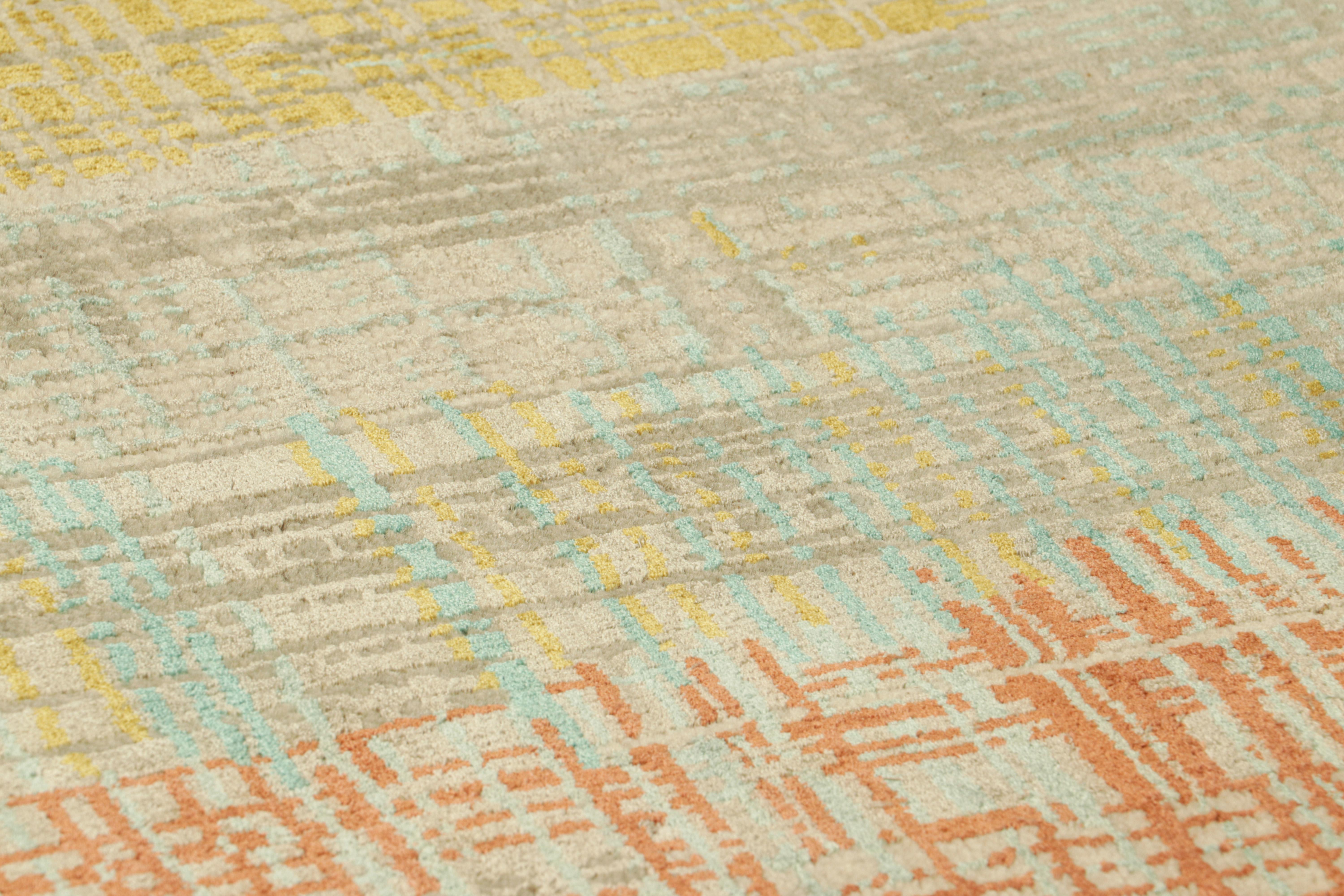 Dieser abstrakte 2x3-Teppich aus einer luxuriösen Mischung aus handgeknüpfter Wolle und Seide ist eine kühne und aufregende Neuheit in der Modern Collection'S von Rug & Kilim.

Über das Design: 

Bewunderer des Handwerks werden die komplizierte